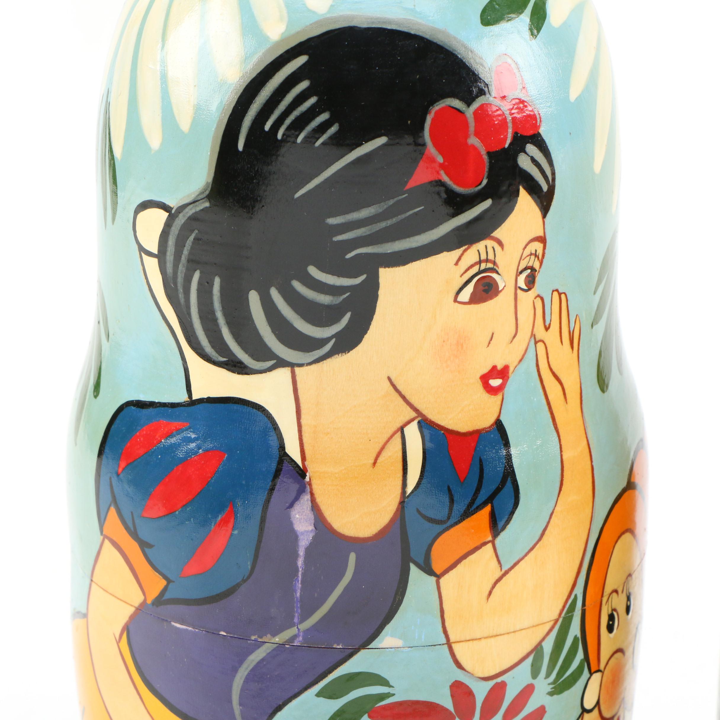 "Snow White and the Seven Dwarfs" Style Nesting Dolls