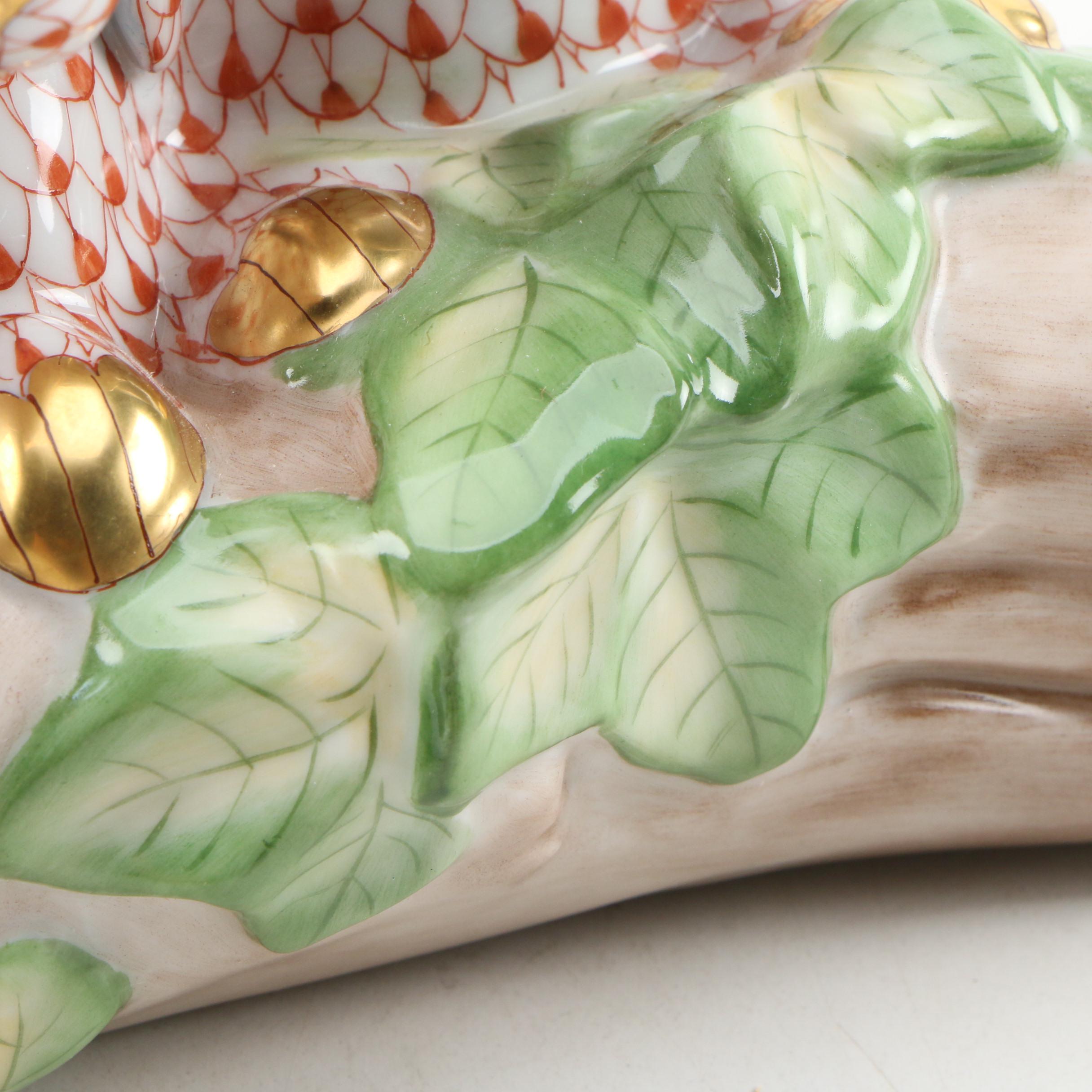 Herend Rust Fishnet with Gold "Bunny Love" Porcelain Figurine