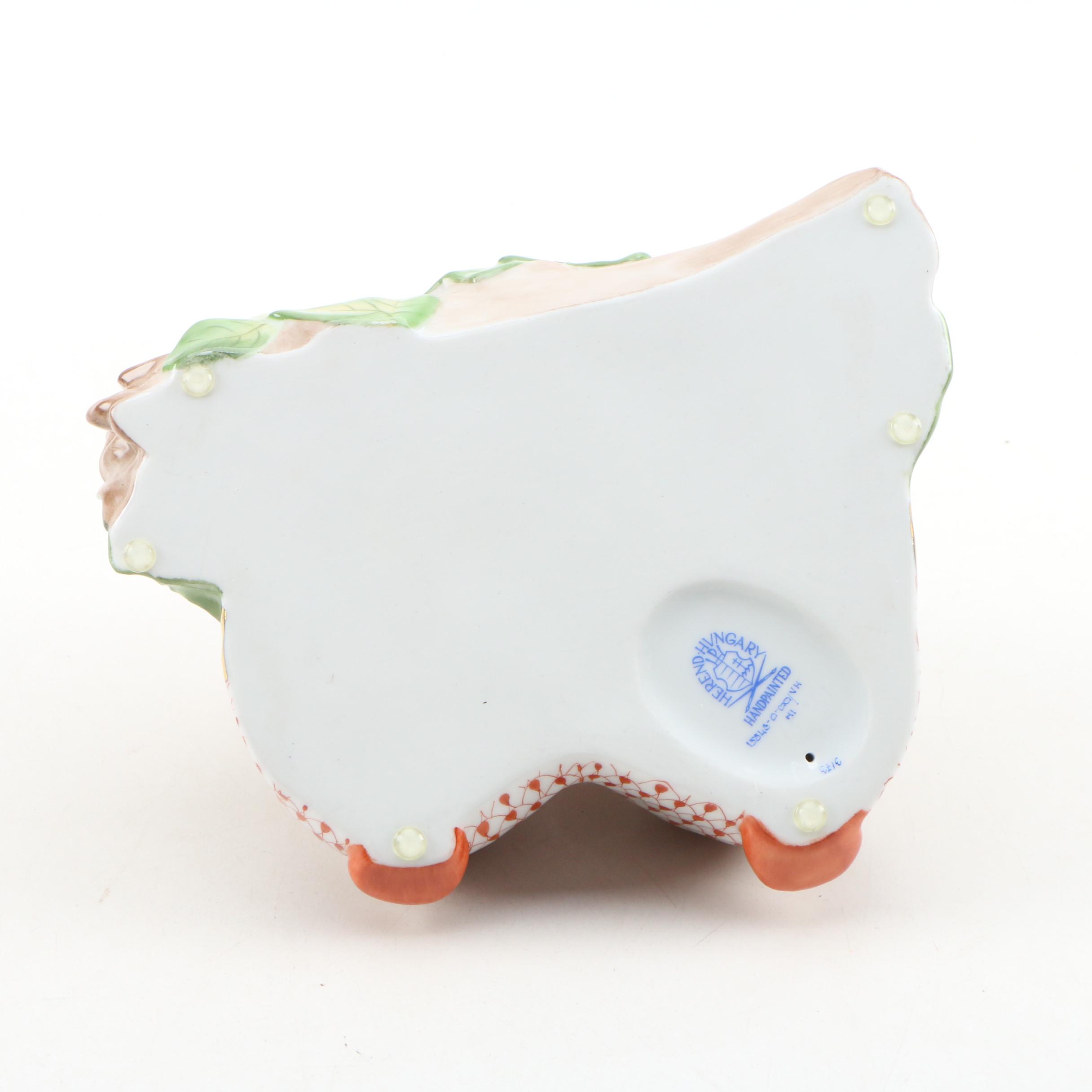 Herend Rust Fishnet with Gold "Bunny Love" Porcelain Figurine