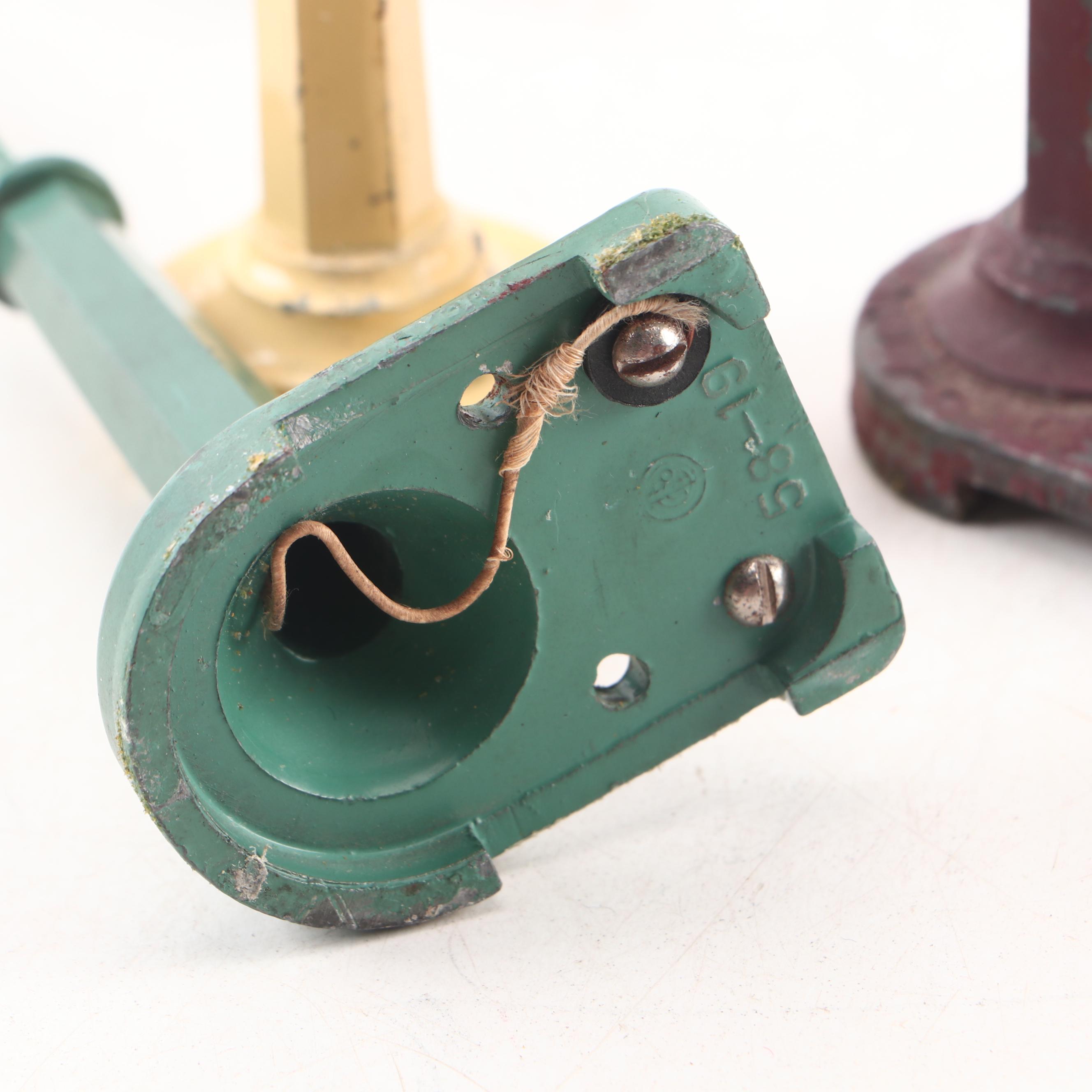 Lionel Passenger and Caboose Cars, "Commodore Vanderbilt" Engine and Light Poles