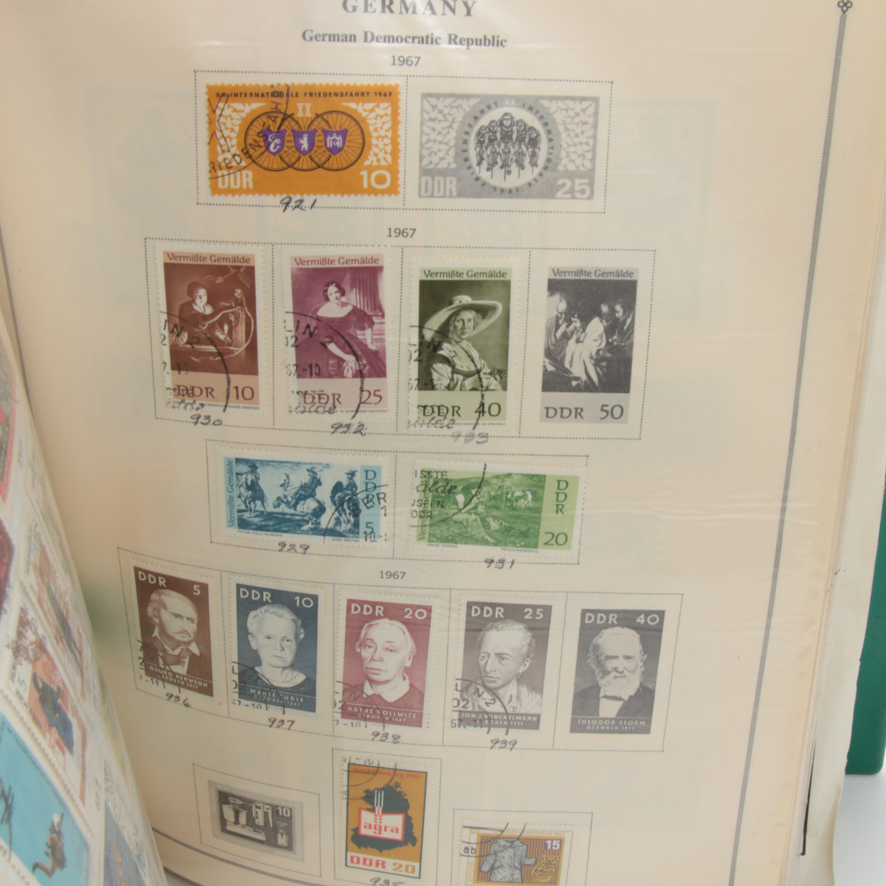 Standard World Stamp, Senior Statesman and Citation Stamp Albums