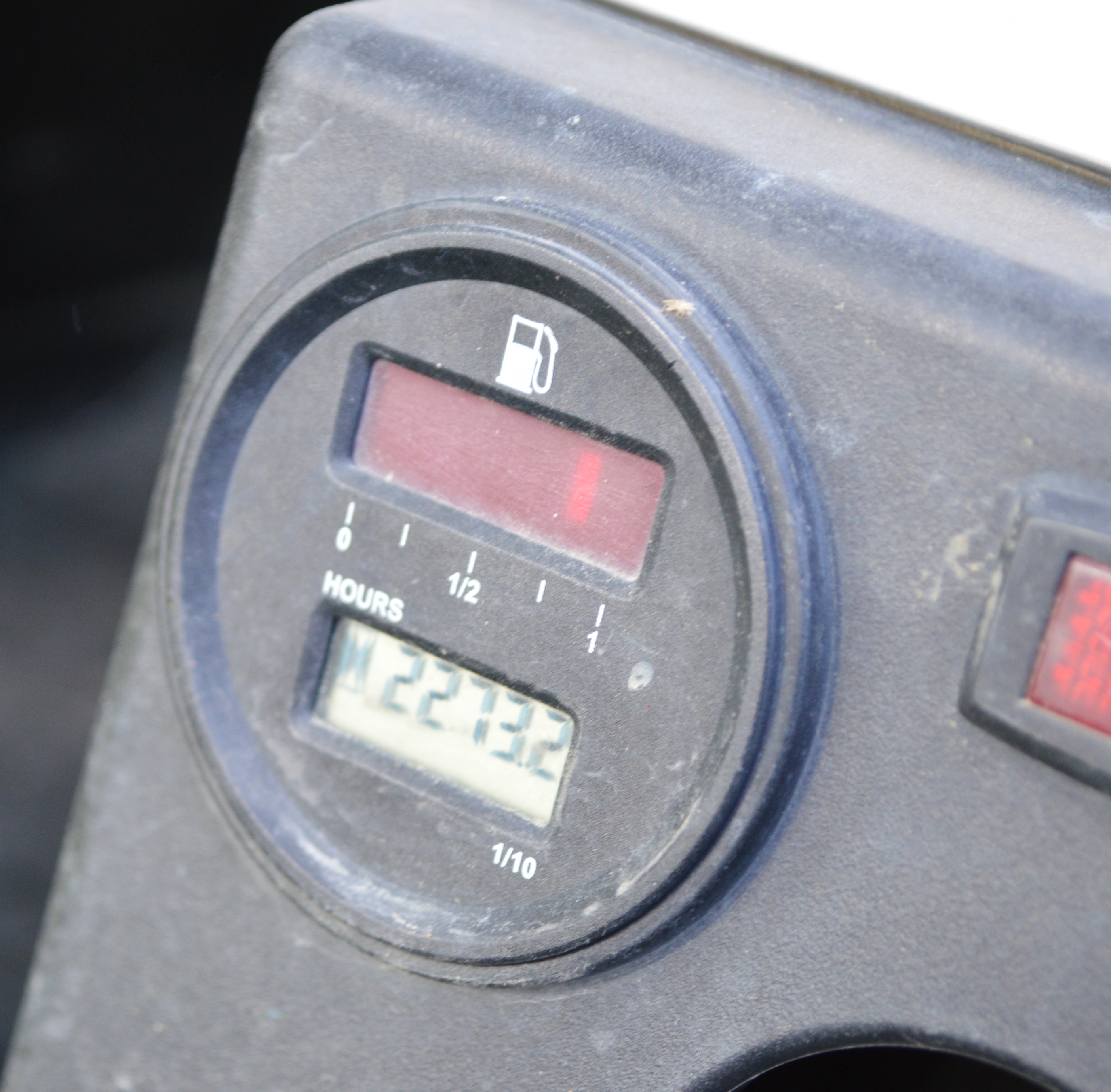 2010 Club Car Turf 2 Carryall Utility Golf Cart with Dump