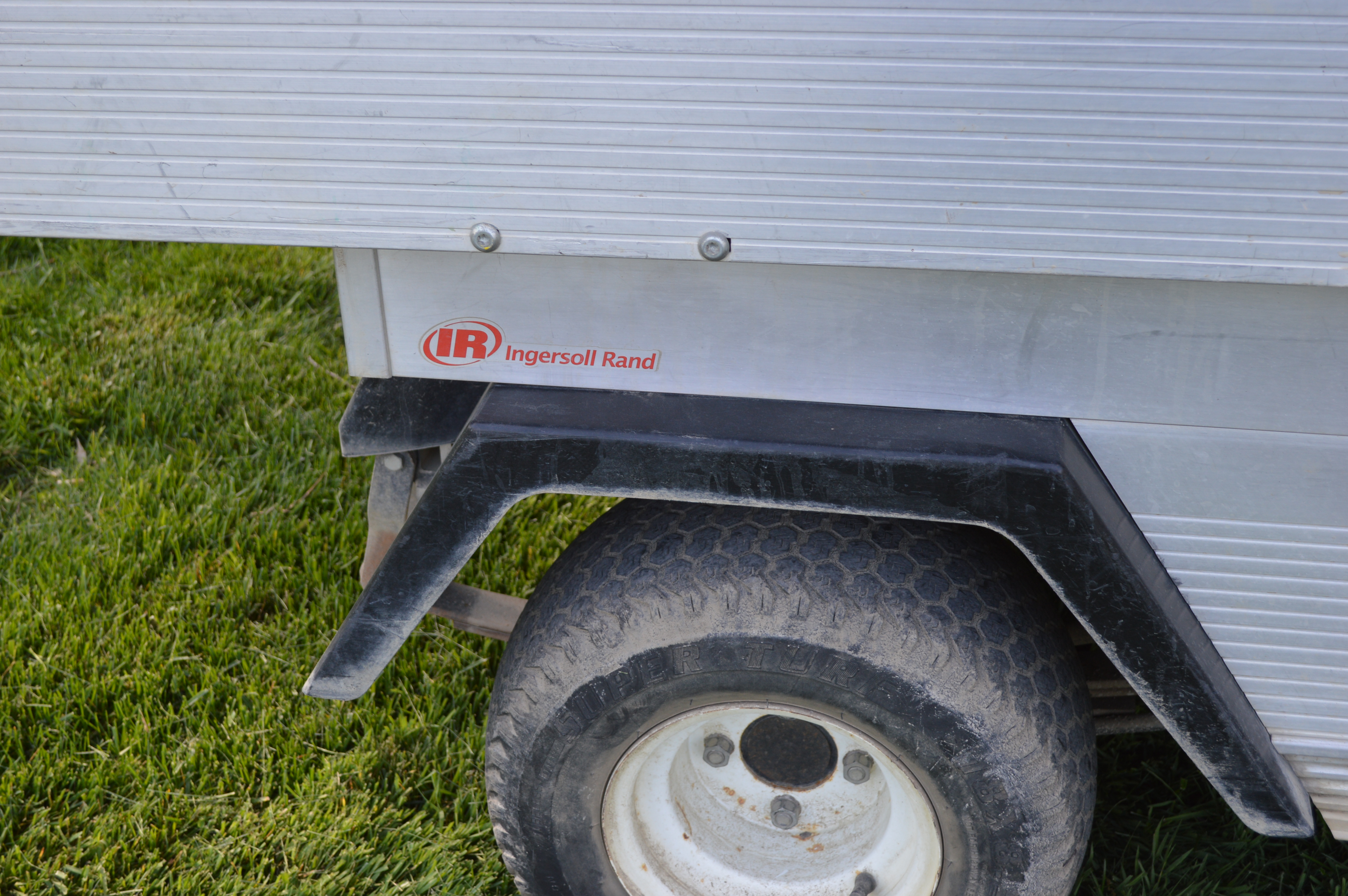 2010 Club Car Turf 2 Carryall Utility Golf Cart with Dump