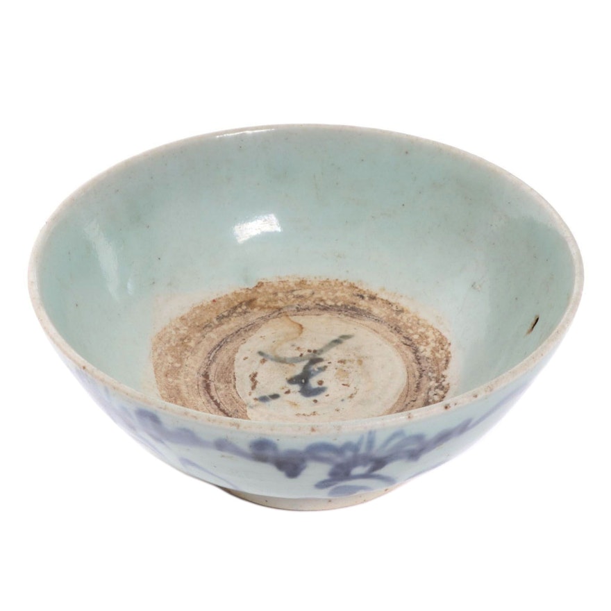 Chinese Porcelain Bowl with Blue Underglaze Motif, Ming Dynasty