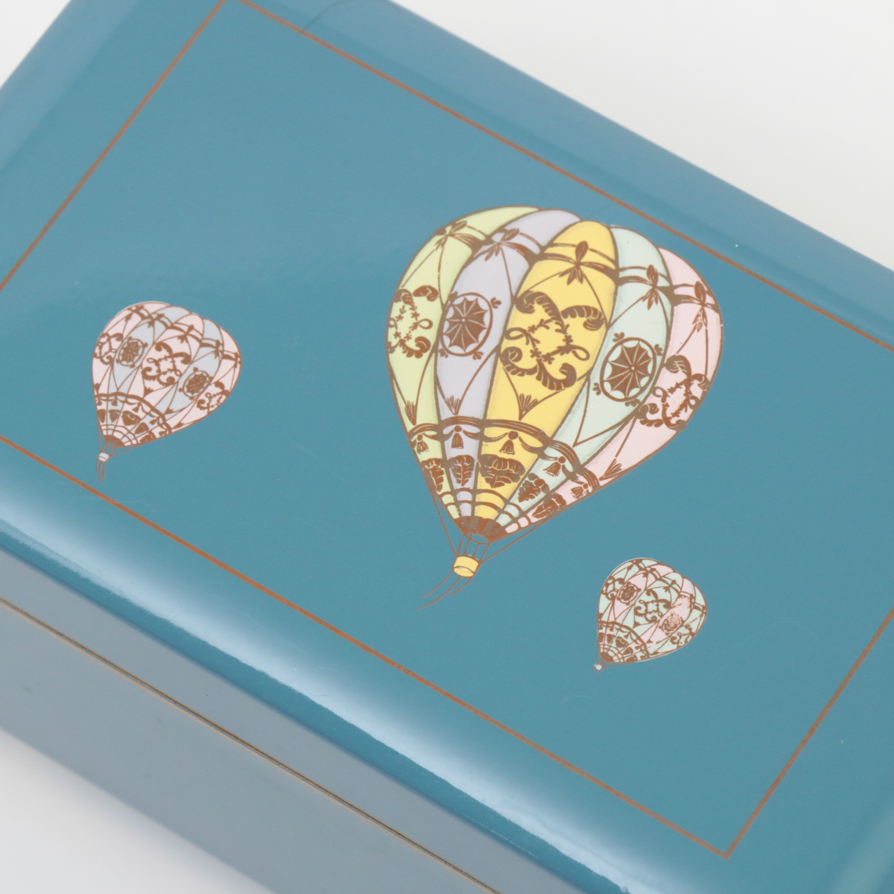 Curtis-Swann Inc. "Around the World in 80 Days" Lacquerware Music Box