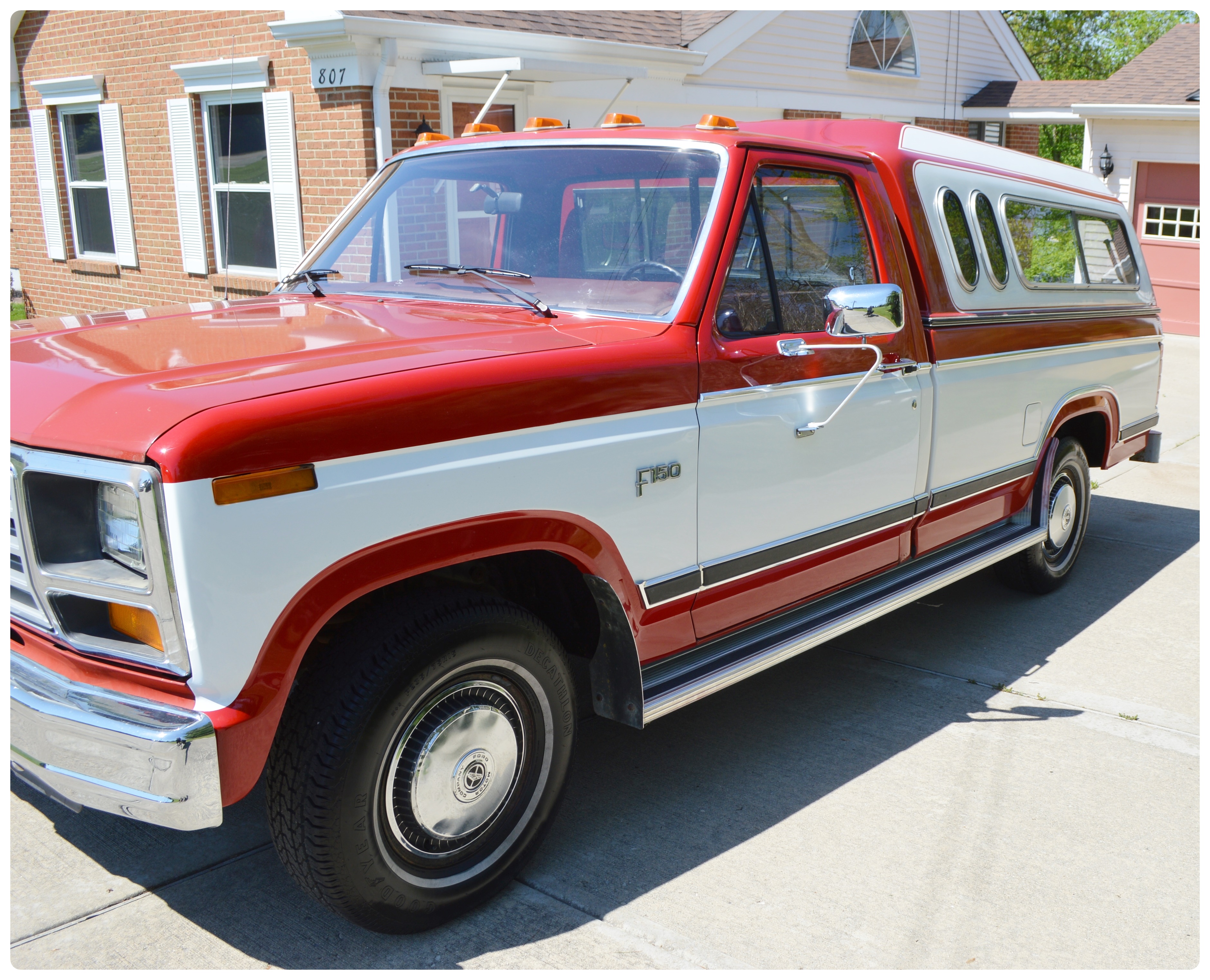 1984 Ford F-150 Two-Tone Truck with Cap