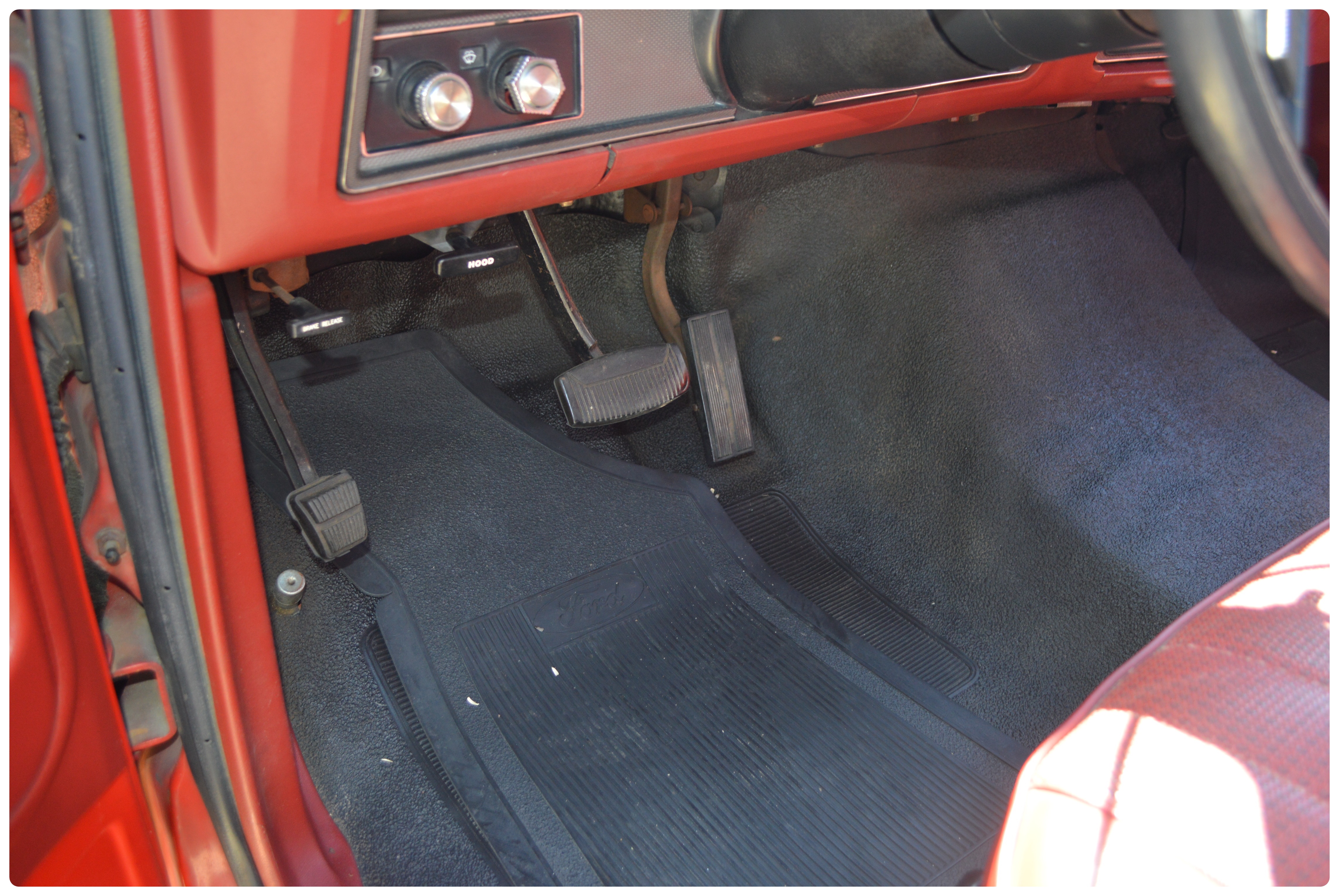 1984 Ford F-150 Two-Tone Truck with Cap