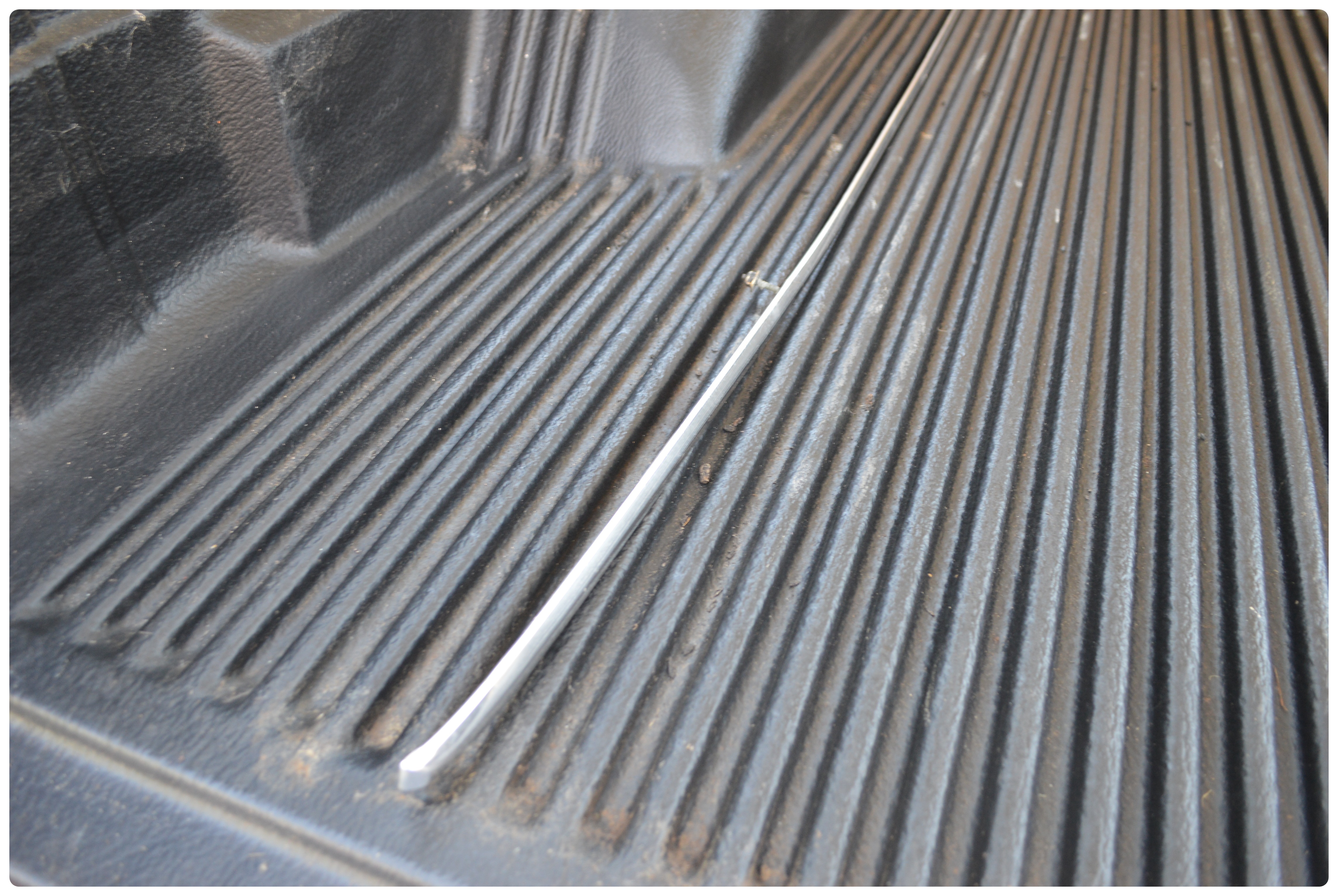 1984 Ford F-150 Two-Tone Truck with Cap