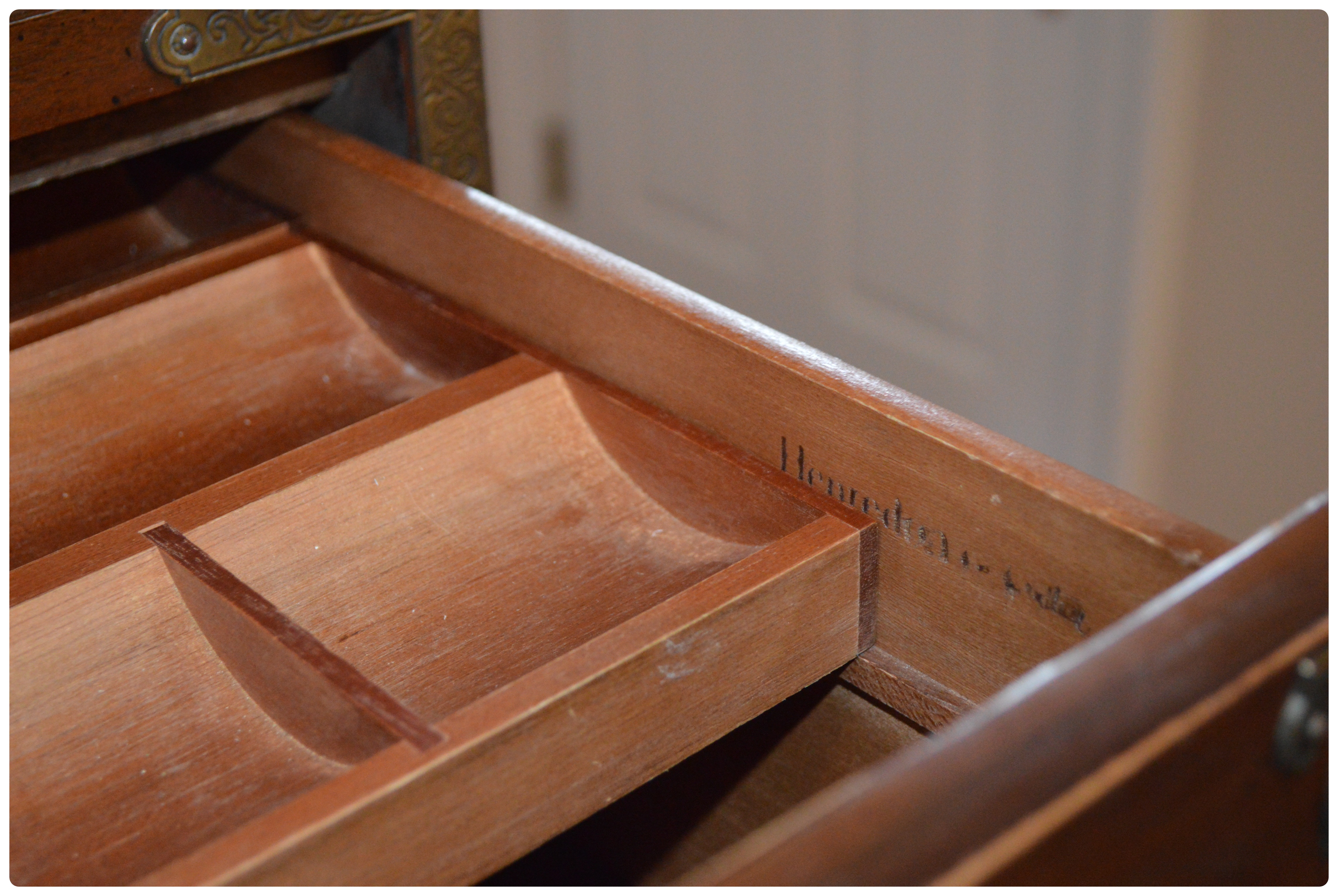 Henredon "Pan Asian" Tansu Campaign Style Mahogany Chest of Drawers