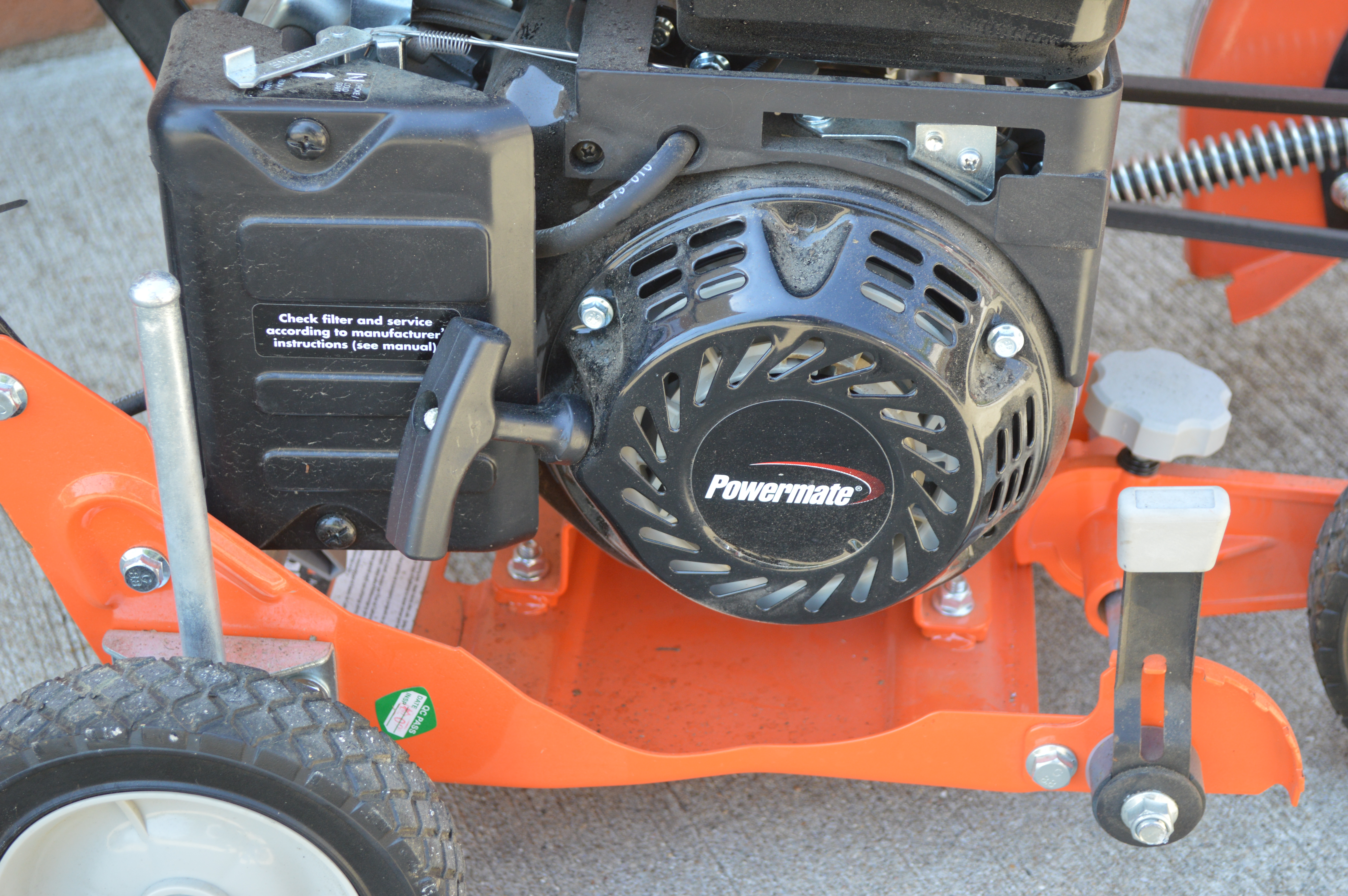 Powermate 9" Walk Behind Gasoline Lawn Edger