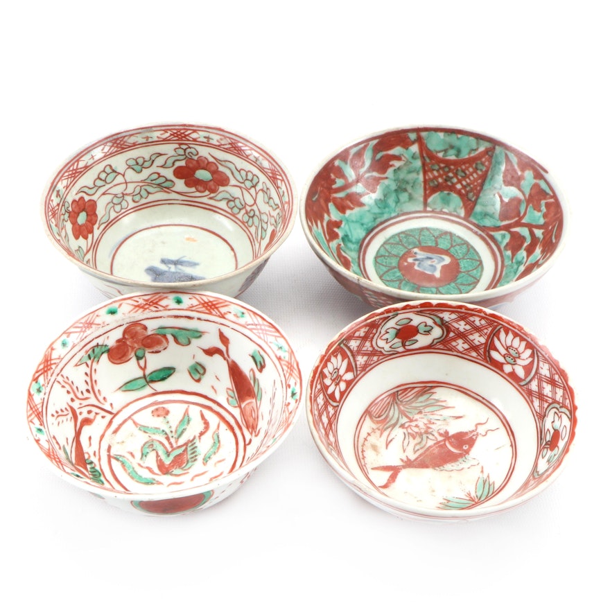 Chinese Zhangzhou Ware Red, Green, and Blue Porcelain Bowls, Ming Dynasty