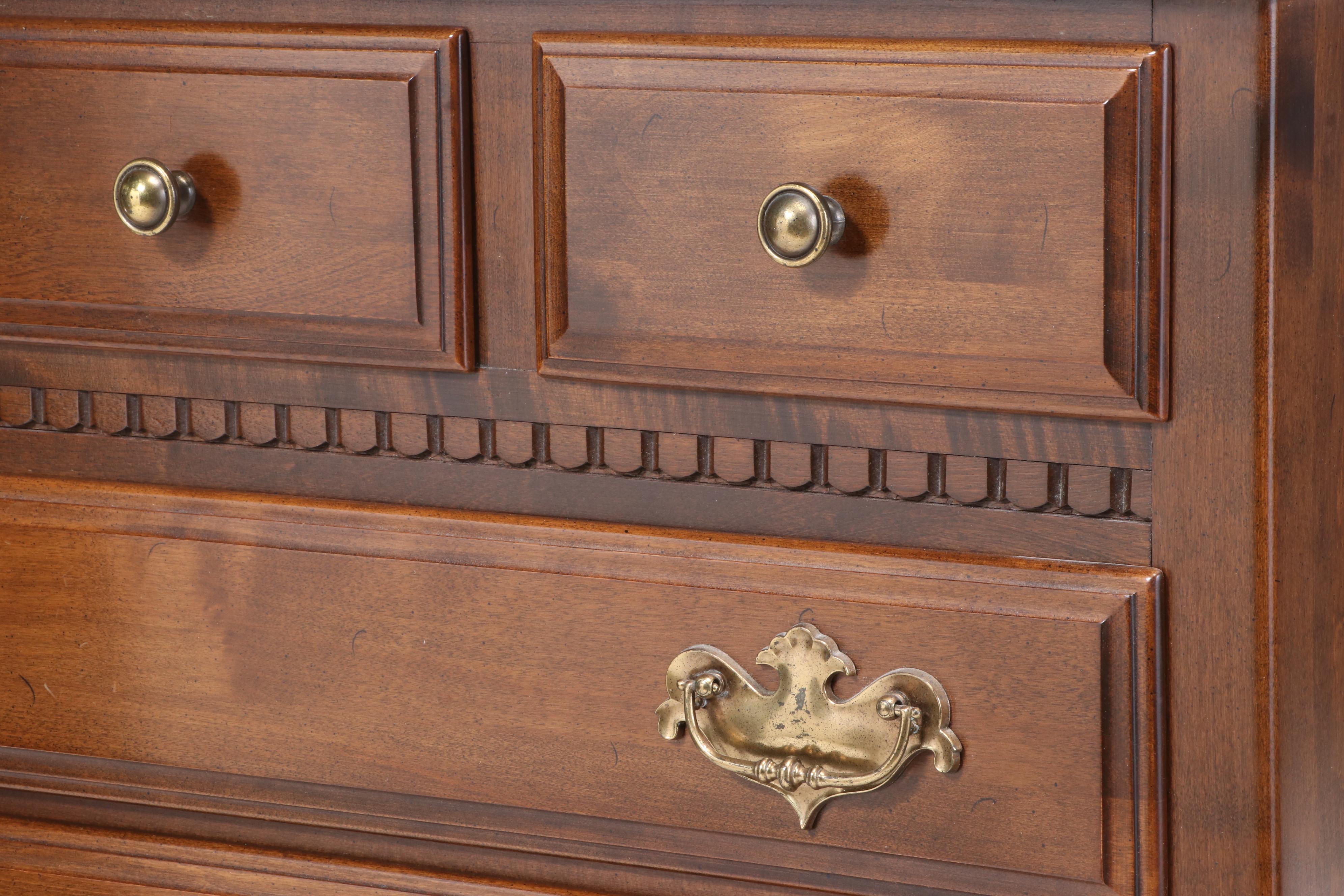 Ethan Allen "Classic Manor" Maple Chest on Chest, Mid to Late 20th Century