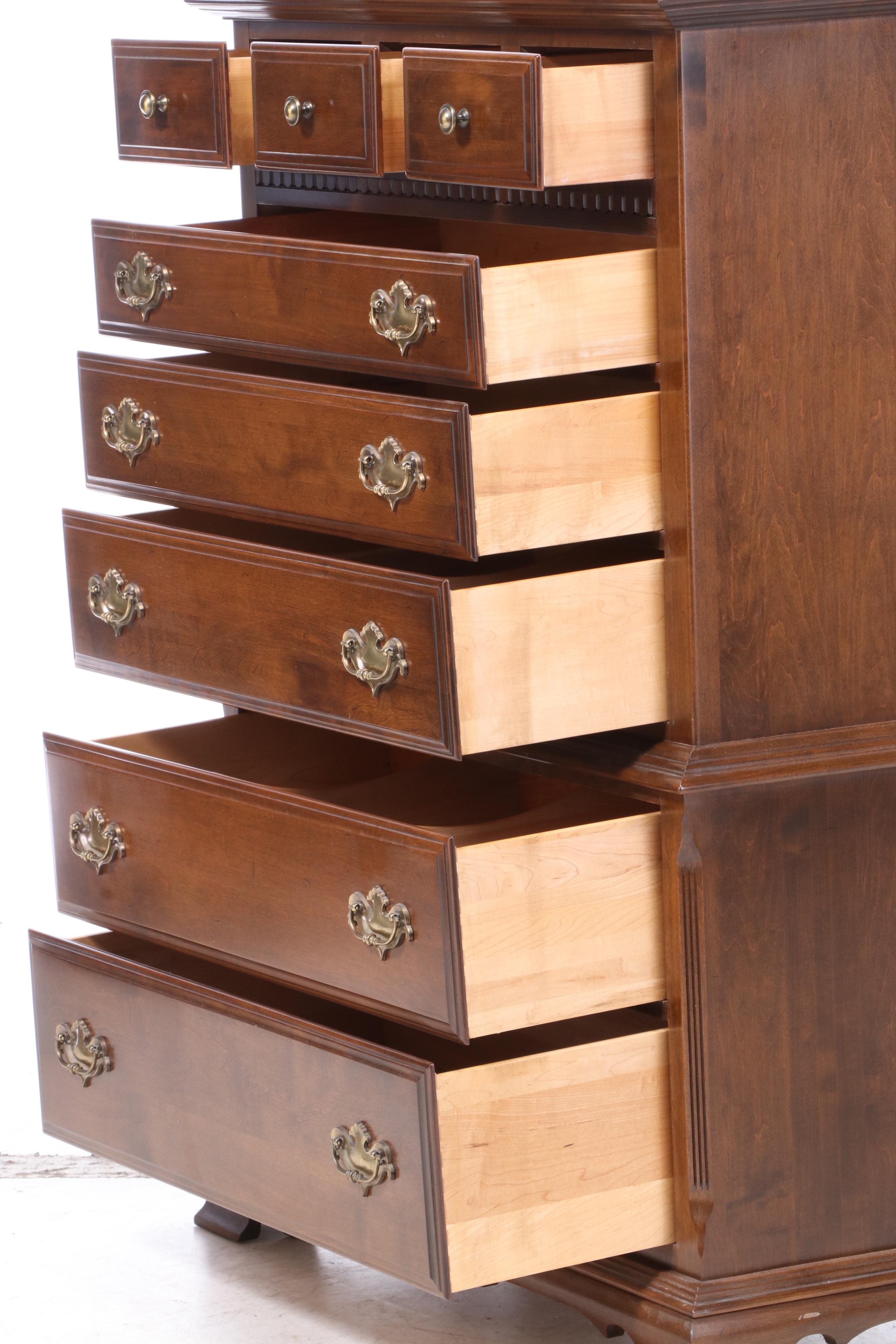Ethan Allen "Classic Manor" Maple Chest on Chest, Mid to Late 20th Century
