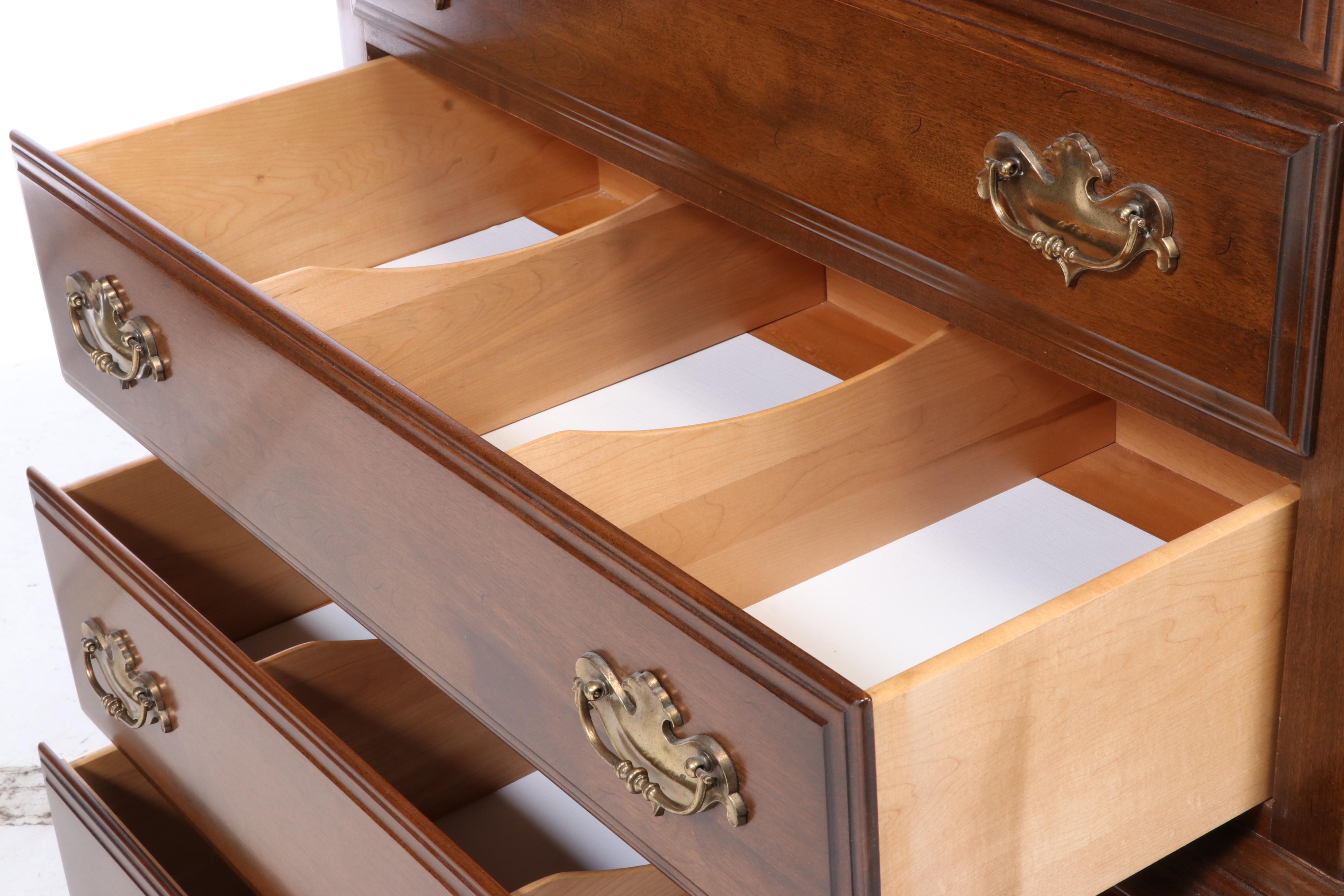 Ethan Allen "Classic Manor" Maple Chest on Chest, Mid to Late 20th Century