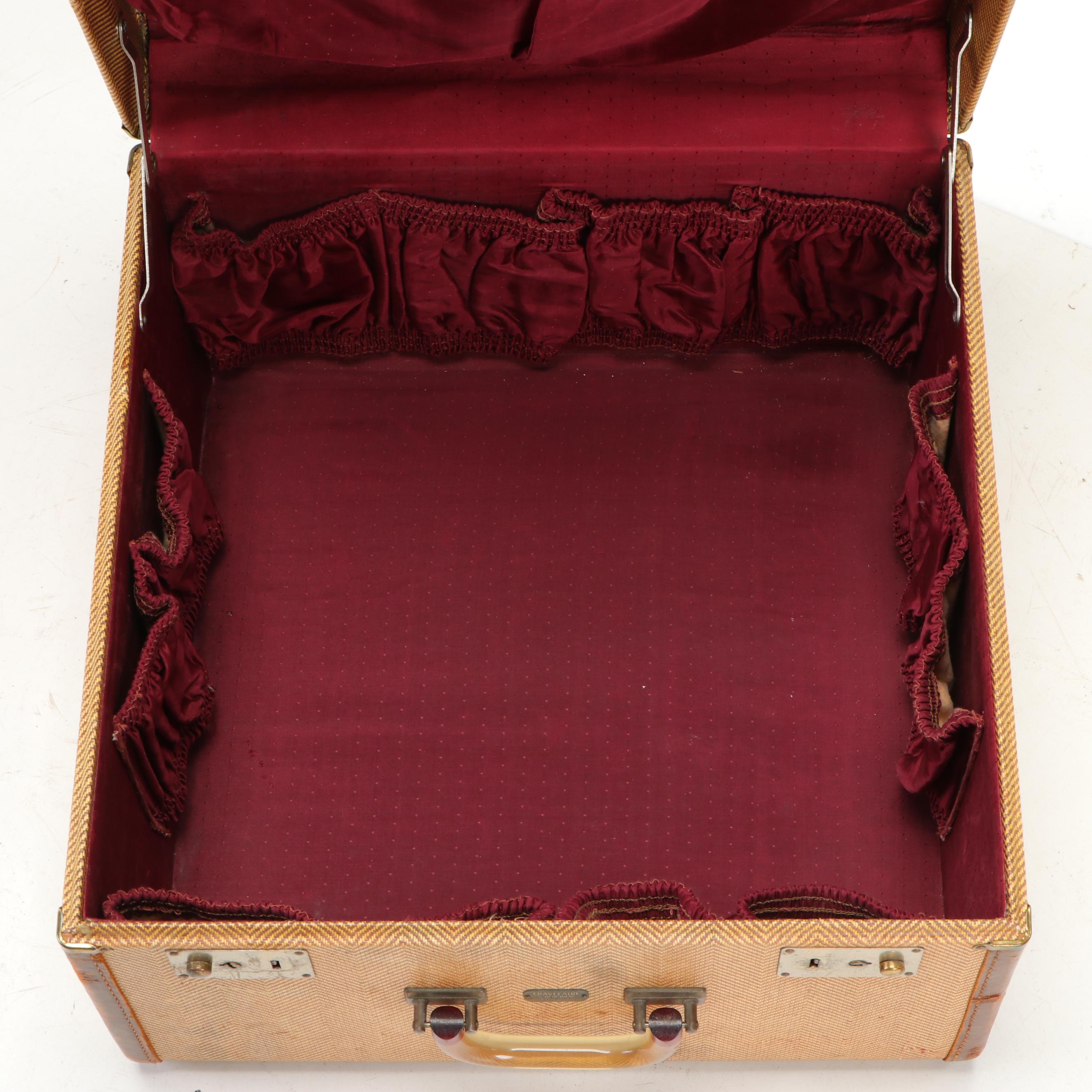 Anchor Brand Travelaire and Durabilt Luggage Suitcases with Train Case