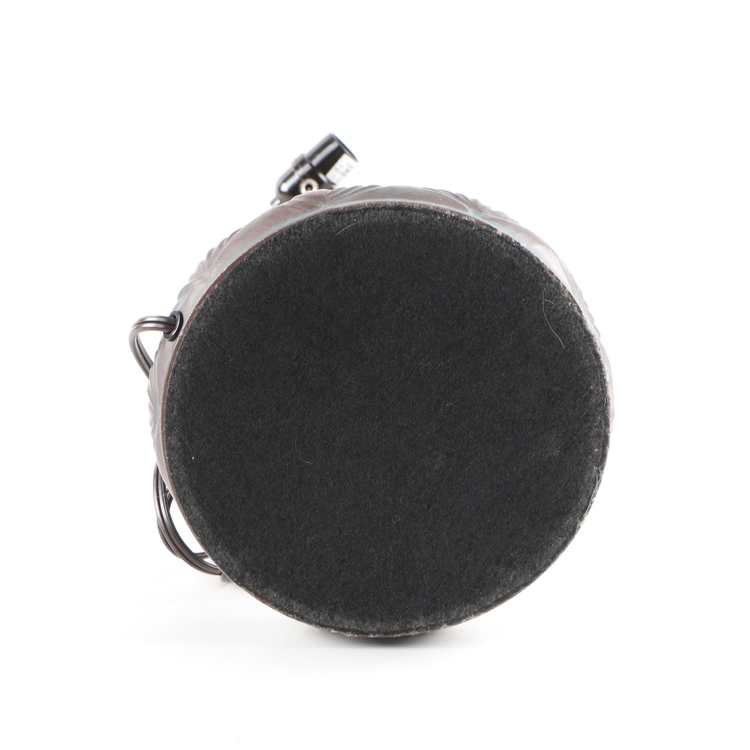 Tiffany Style Stained Glass Lily Motif Table Lamp with Metal Base