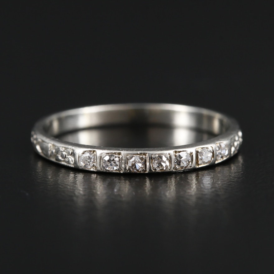 18K White Gold Diamond Band