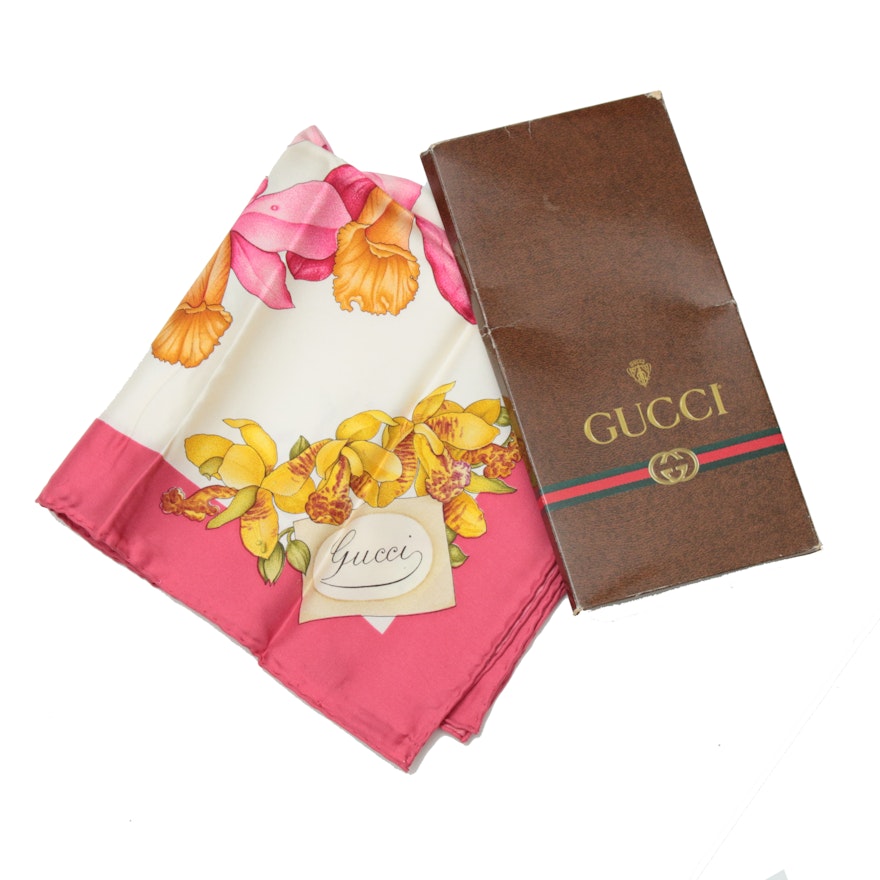 Gucci Floral Patterned Silk Scarf