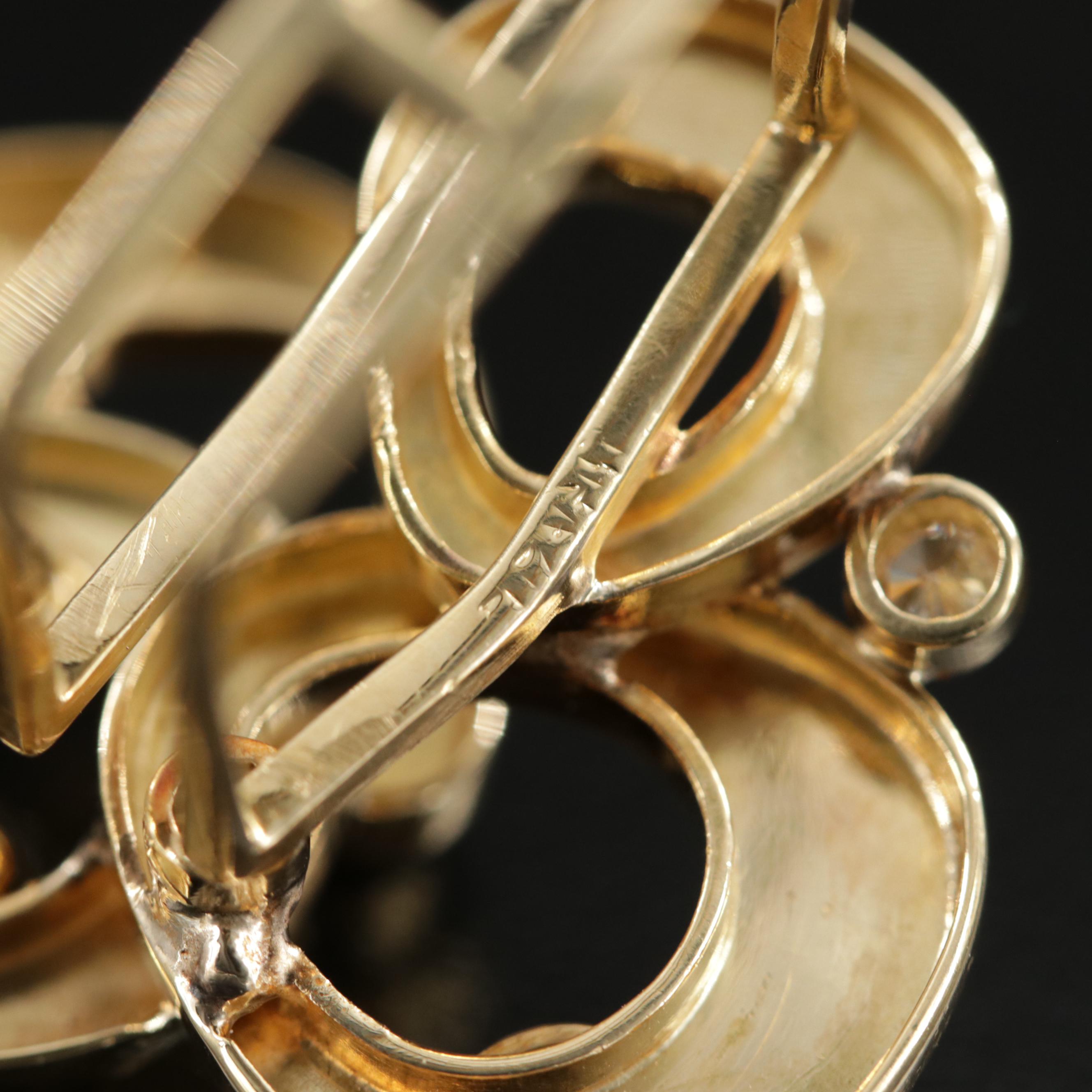 18K Yellow Gold Diamond Freeform Ring with Square Shank