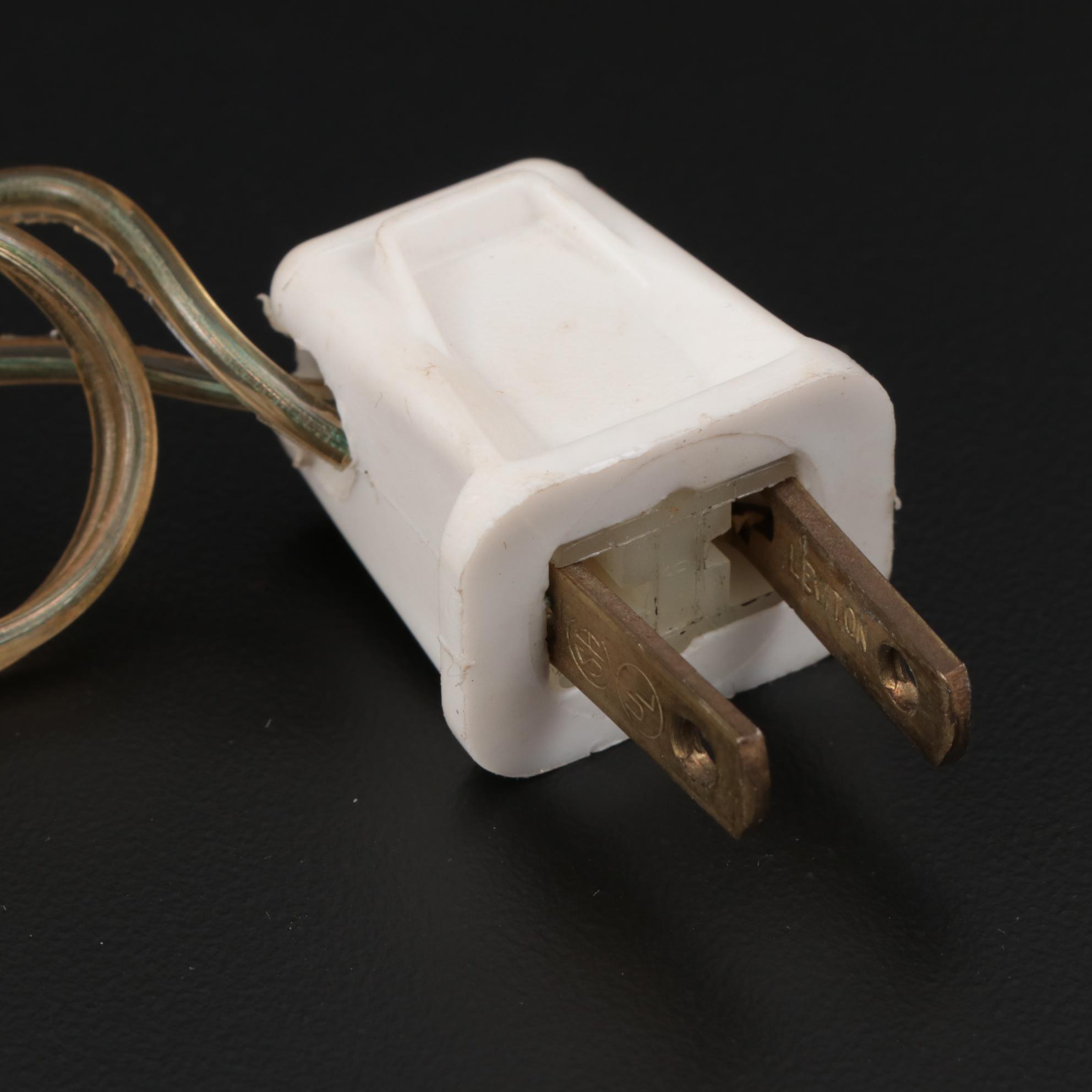 American Brilliant Style Cut Glass Table Lamp