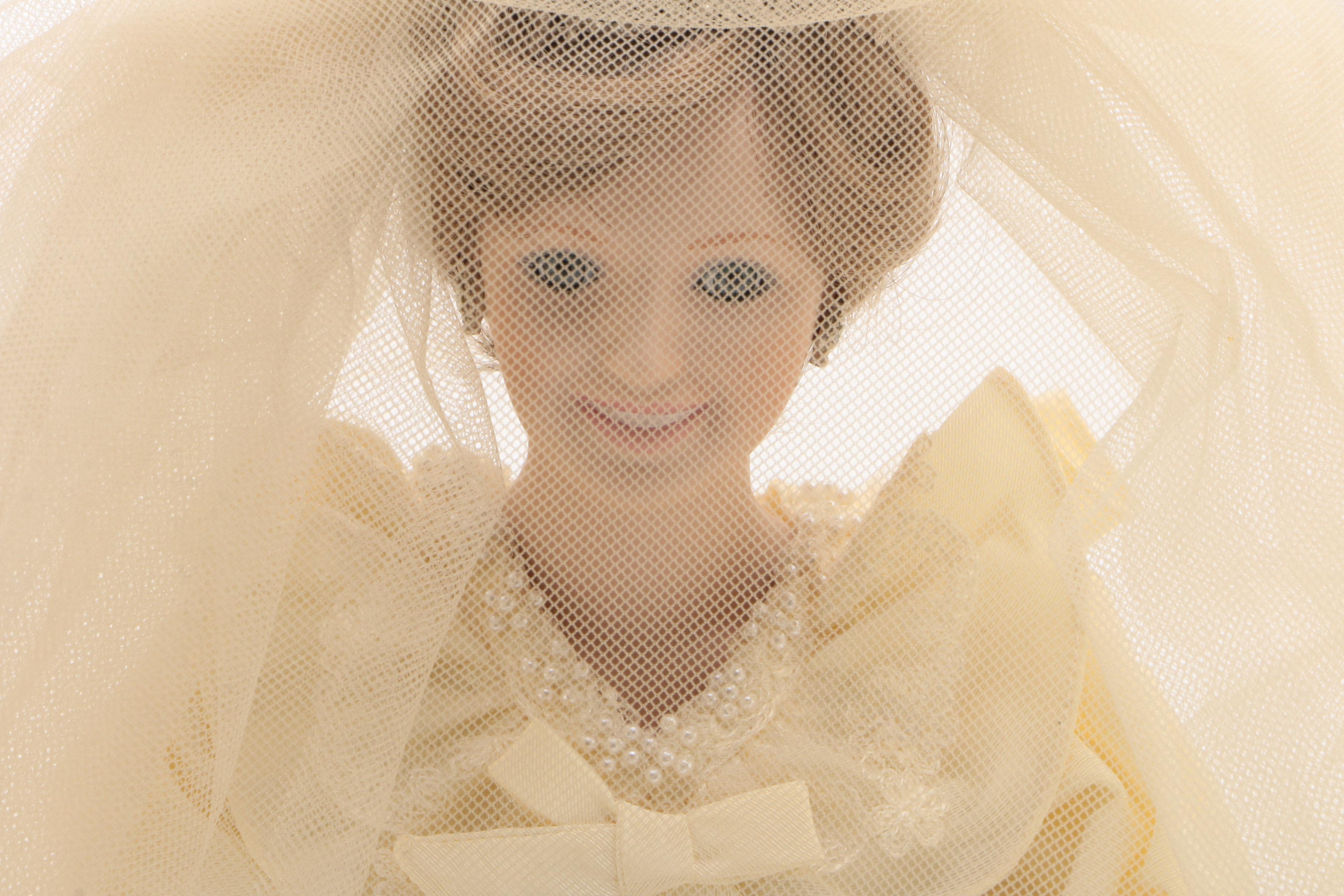 Danbury Mint "Princess Diana Bride" Porcelain Doll with Original Packaging, 1987