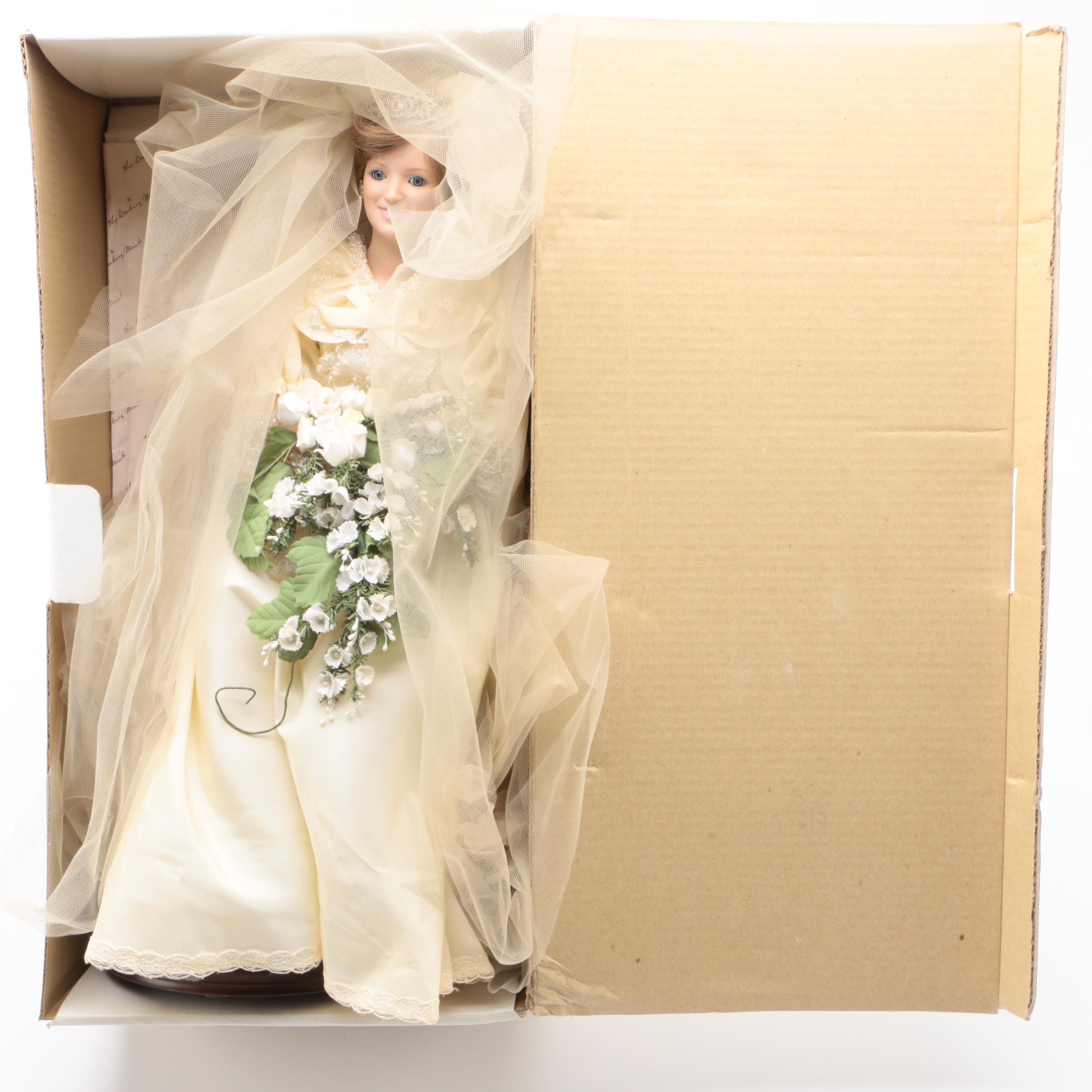 Danbury Mint "Princess Diana Bride" Porcelain Doll with Original Packaging, 1987