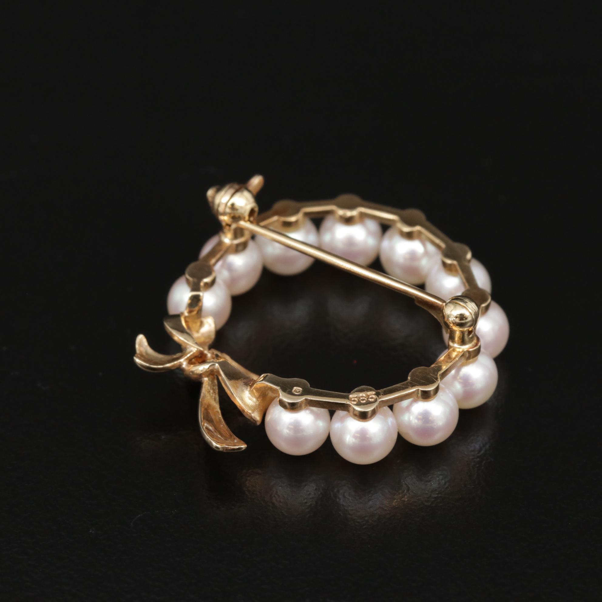 Mikimoto 14K Gold Pearl Wreath Brooch