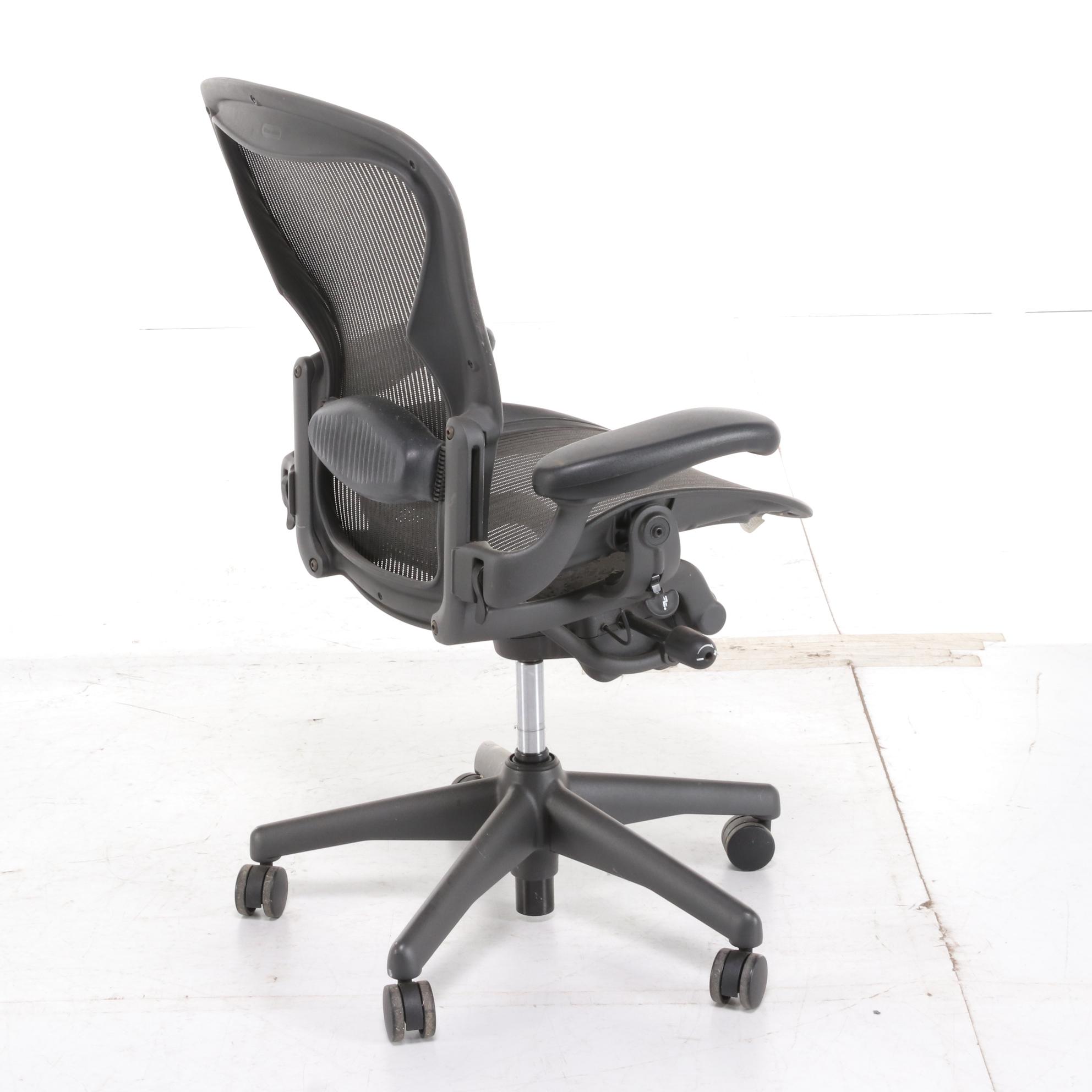 Herman Miller "Aeron" Adjustable Desk Chair