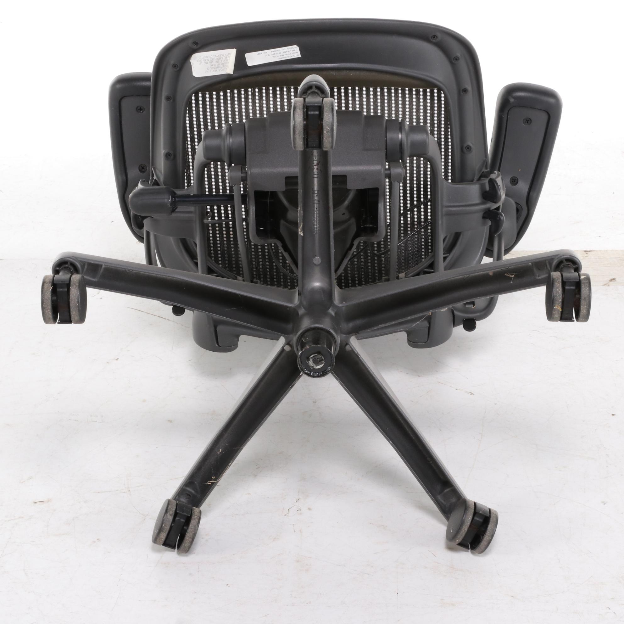 Herman Miller "Aeron" Adjustable Desk Chair