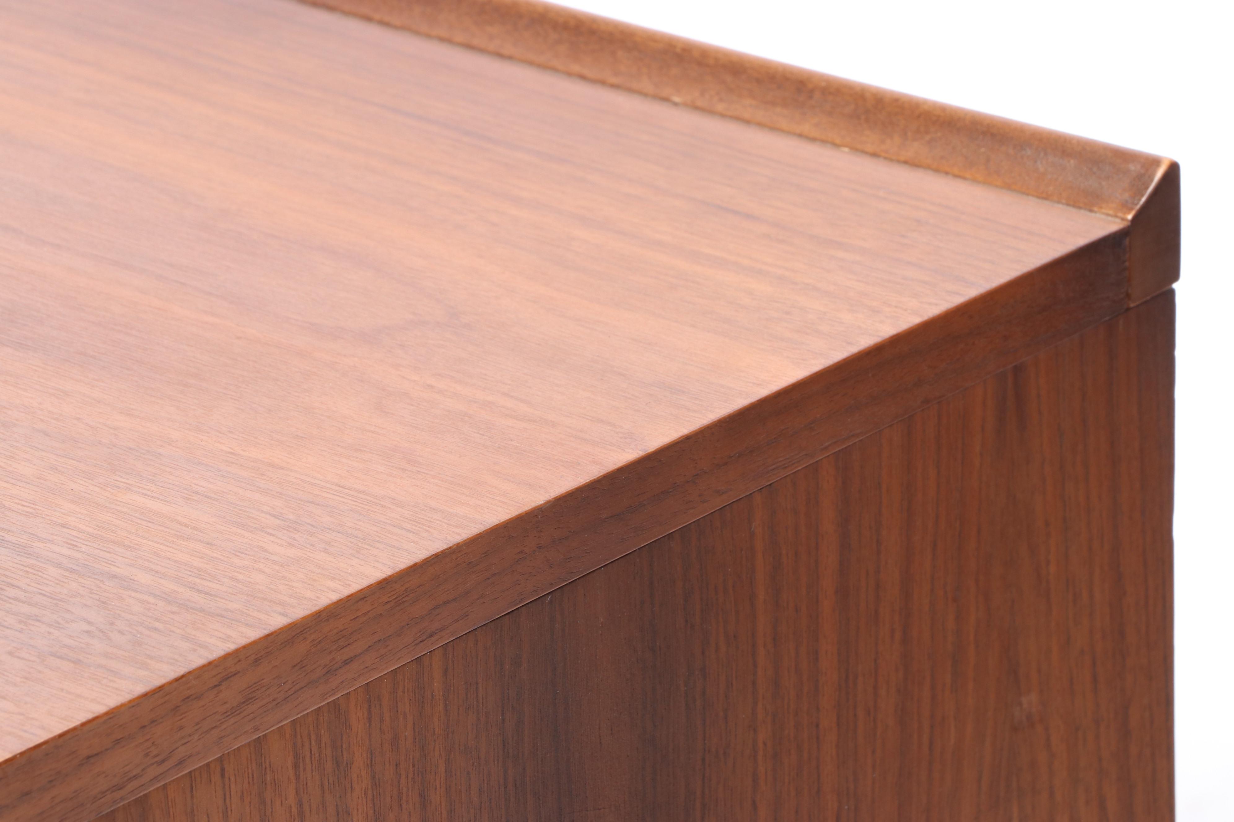 Mid Century Modern Walnut Chest of Drawers