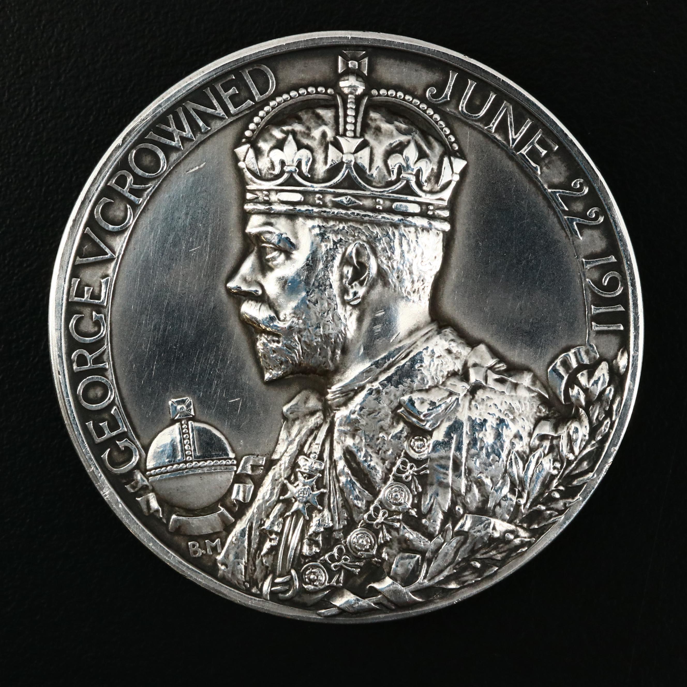 Queen Victoria Diamond Jubilee and King George V Coronation Silver Medallions