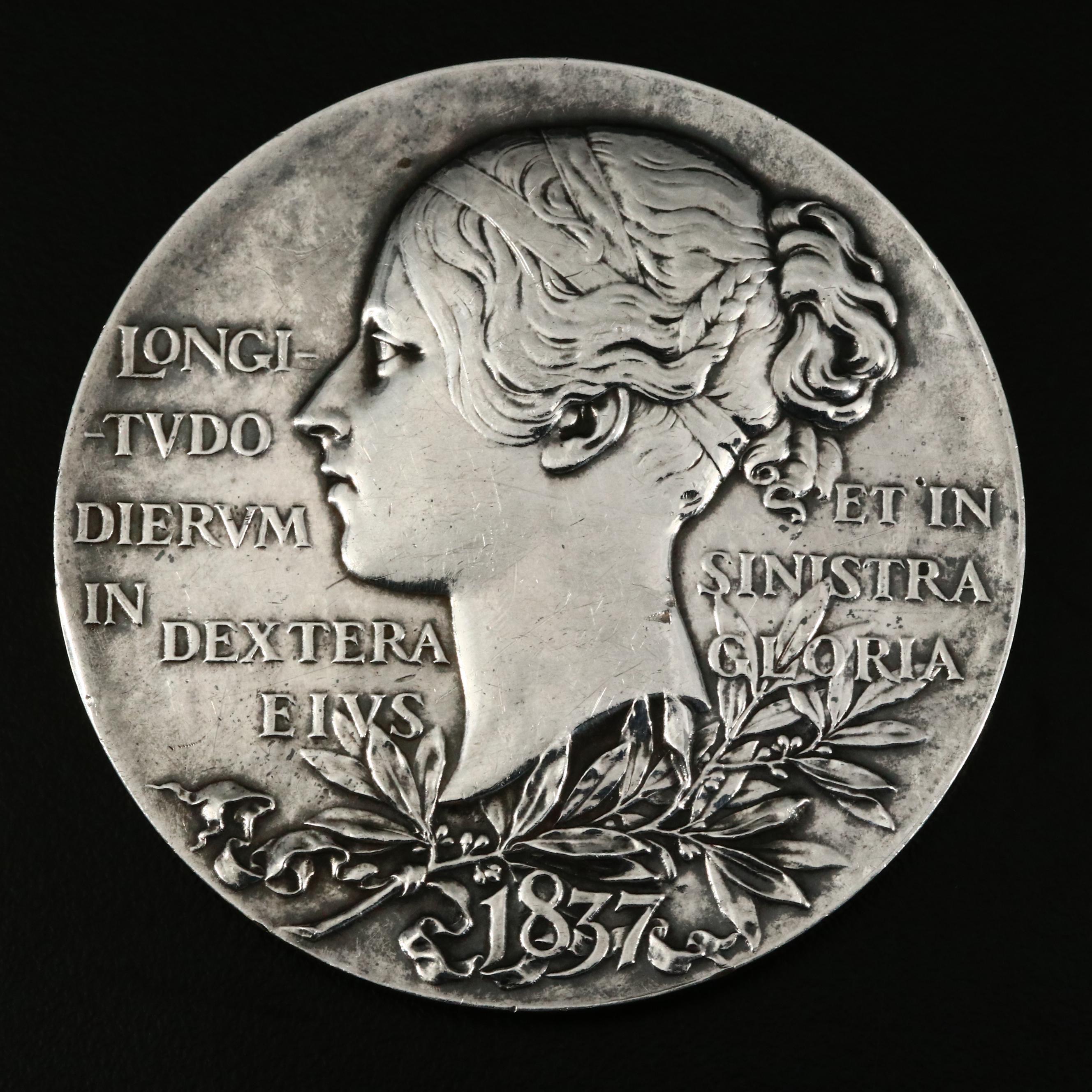 Queen Victoria Diamond Jubilee and King George V Coronation Silver Medallions