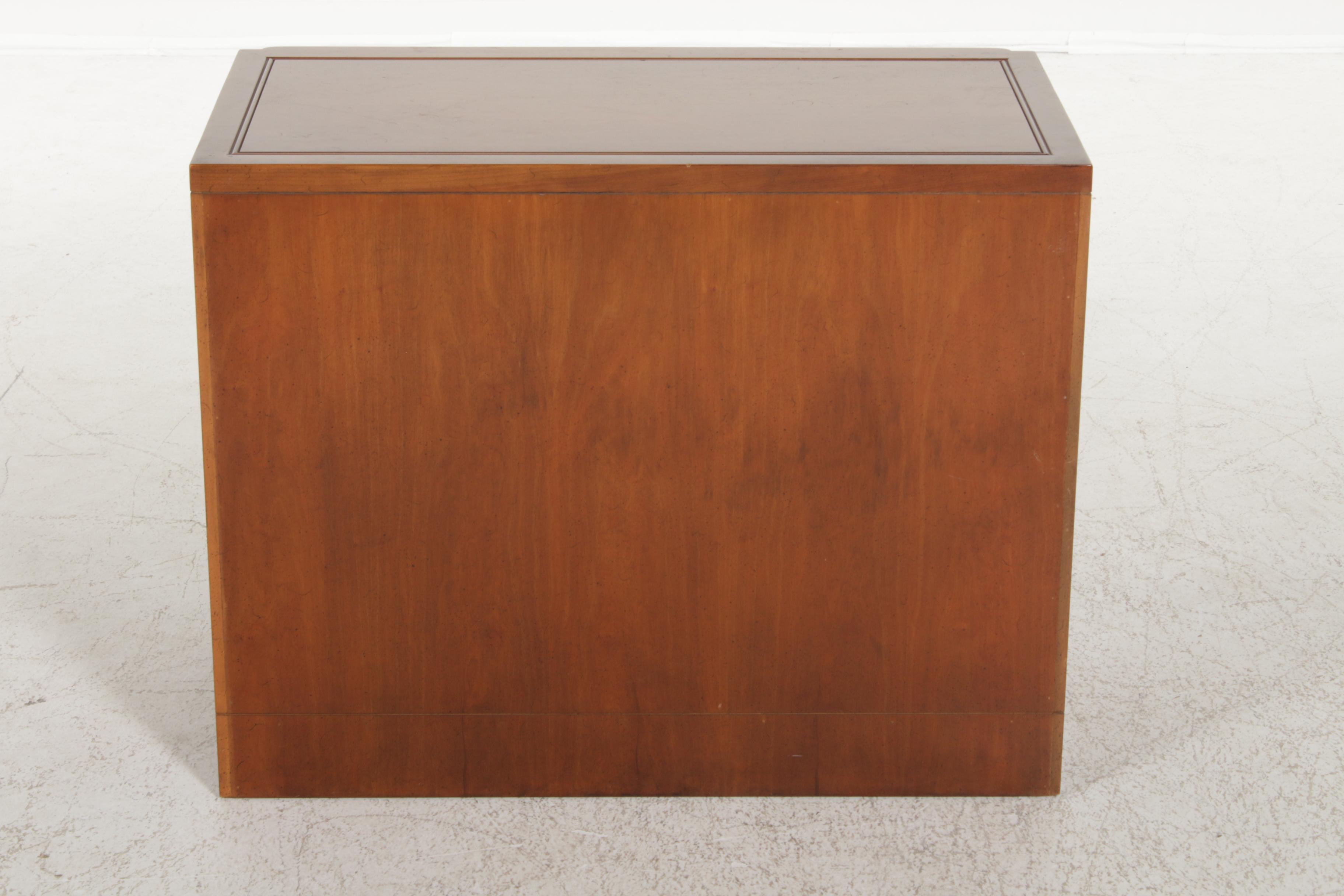 Heritage Henredon Maple Veneer Side Cabinet