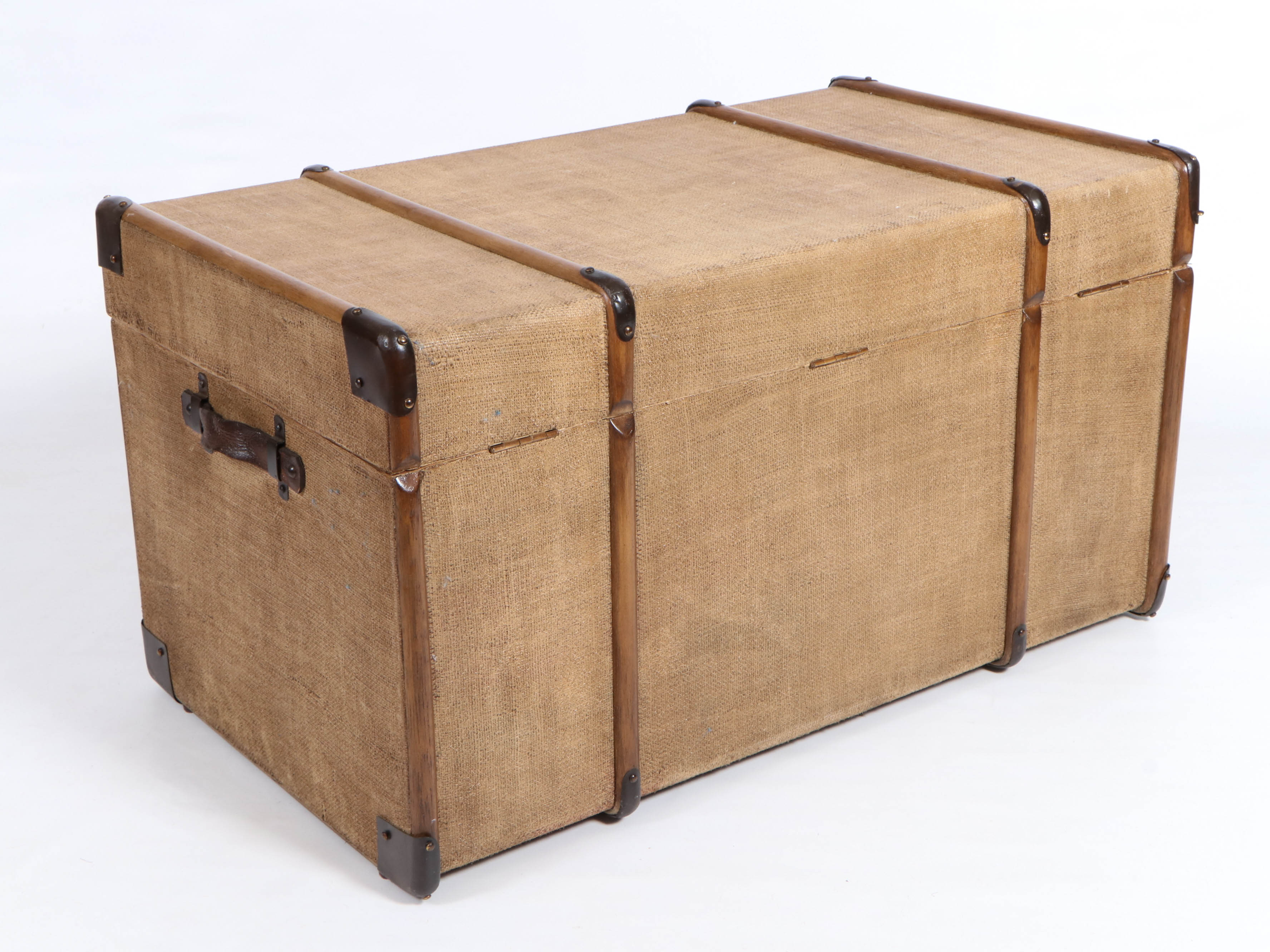 Decorative Travel Trunk Coffee Table with Storage