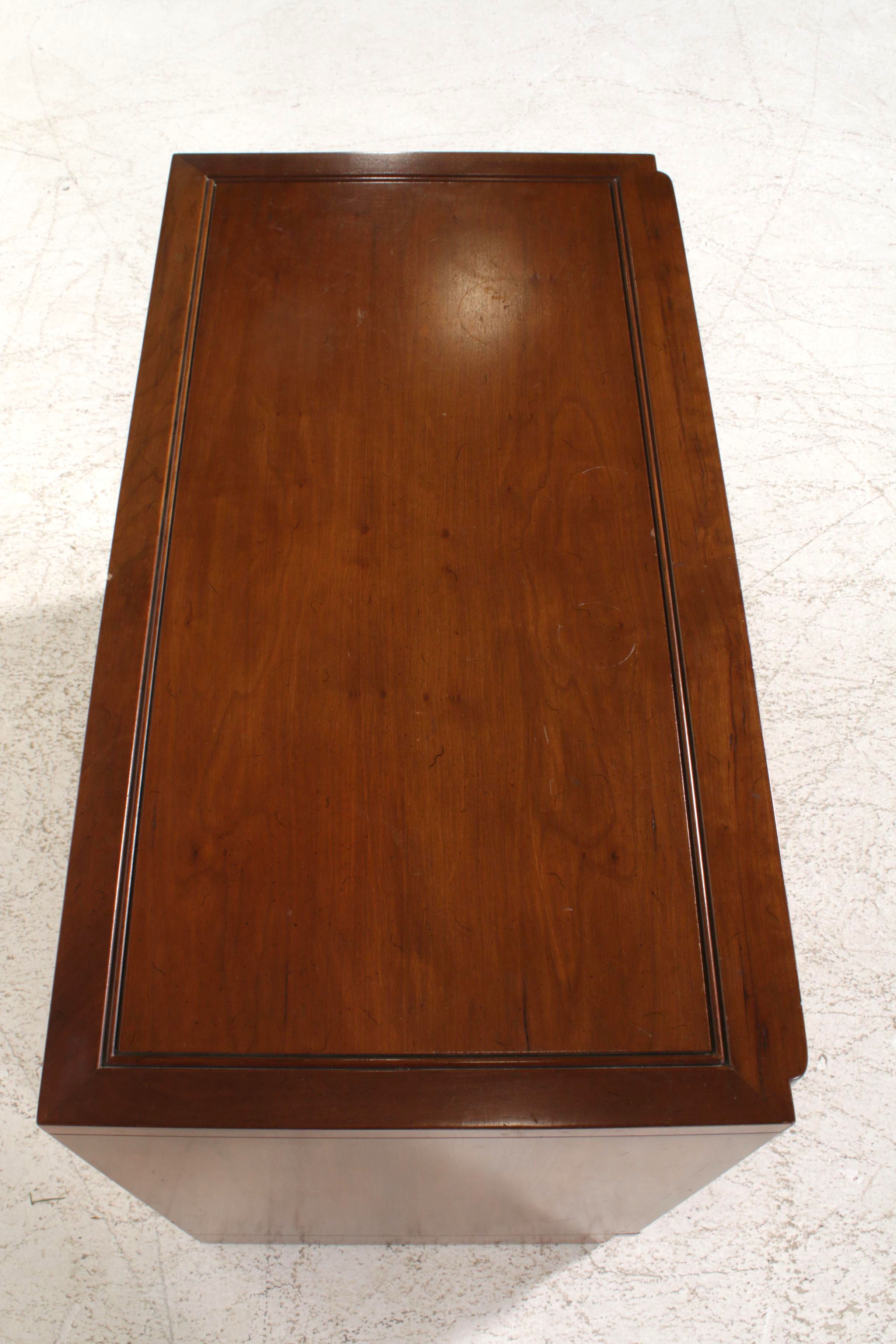 Heritage Henredon Maple Veneer Side Cabinet