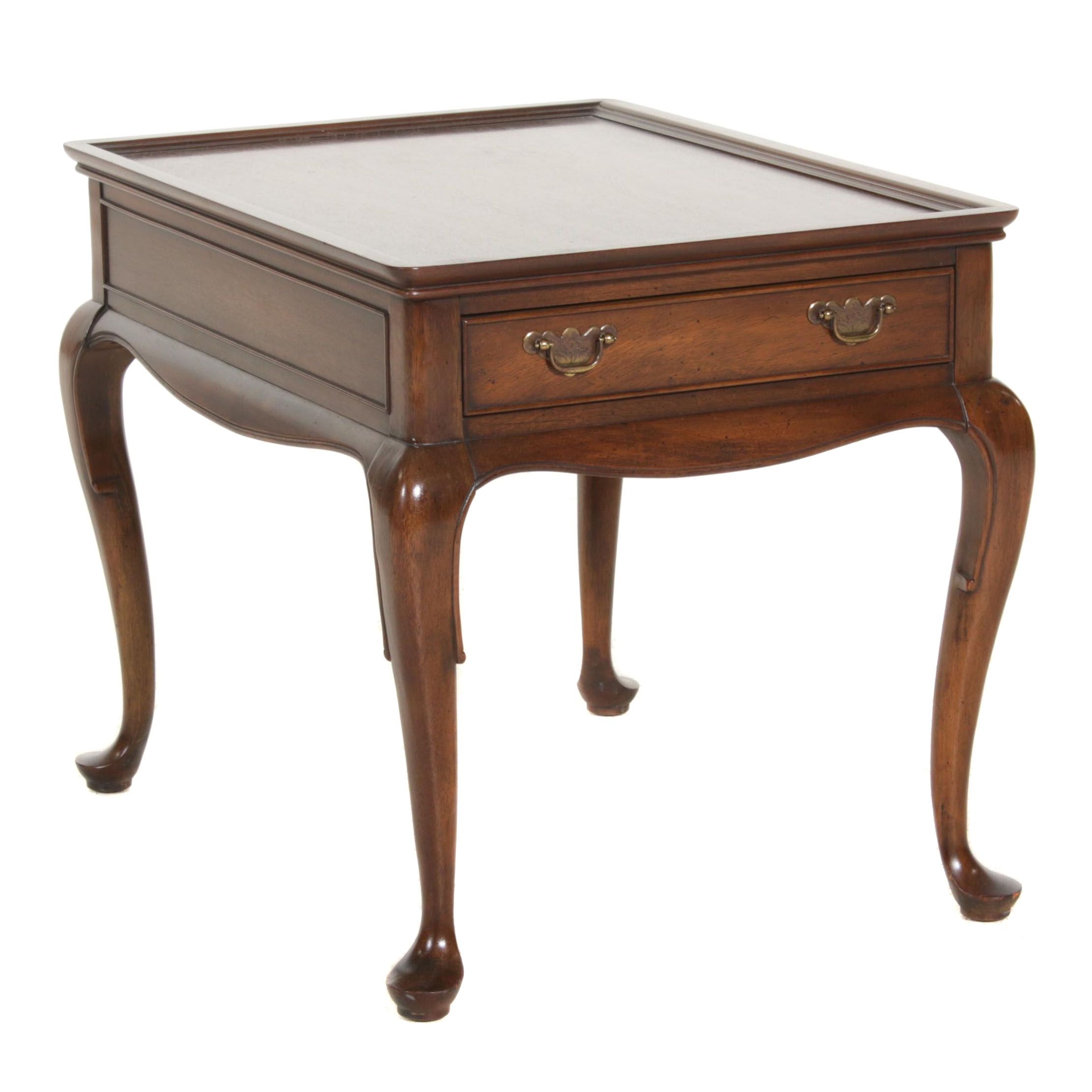 Hekman Walnut Side Table, Vintage