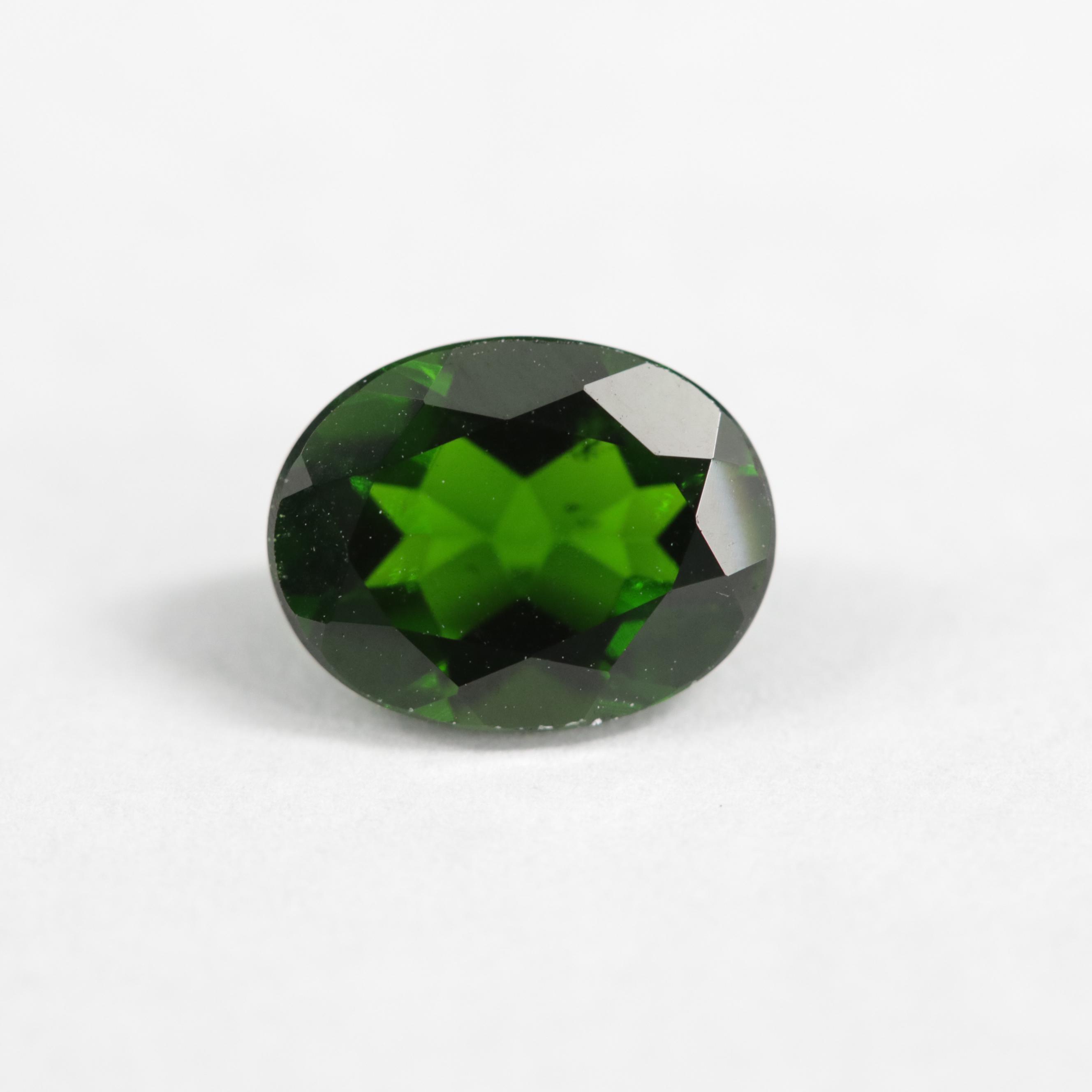 Loose 1.91 CT Oval Faceted Diopside