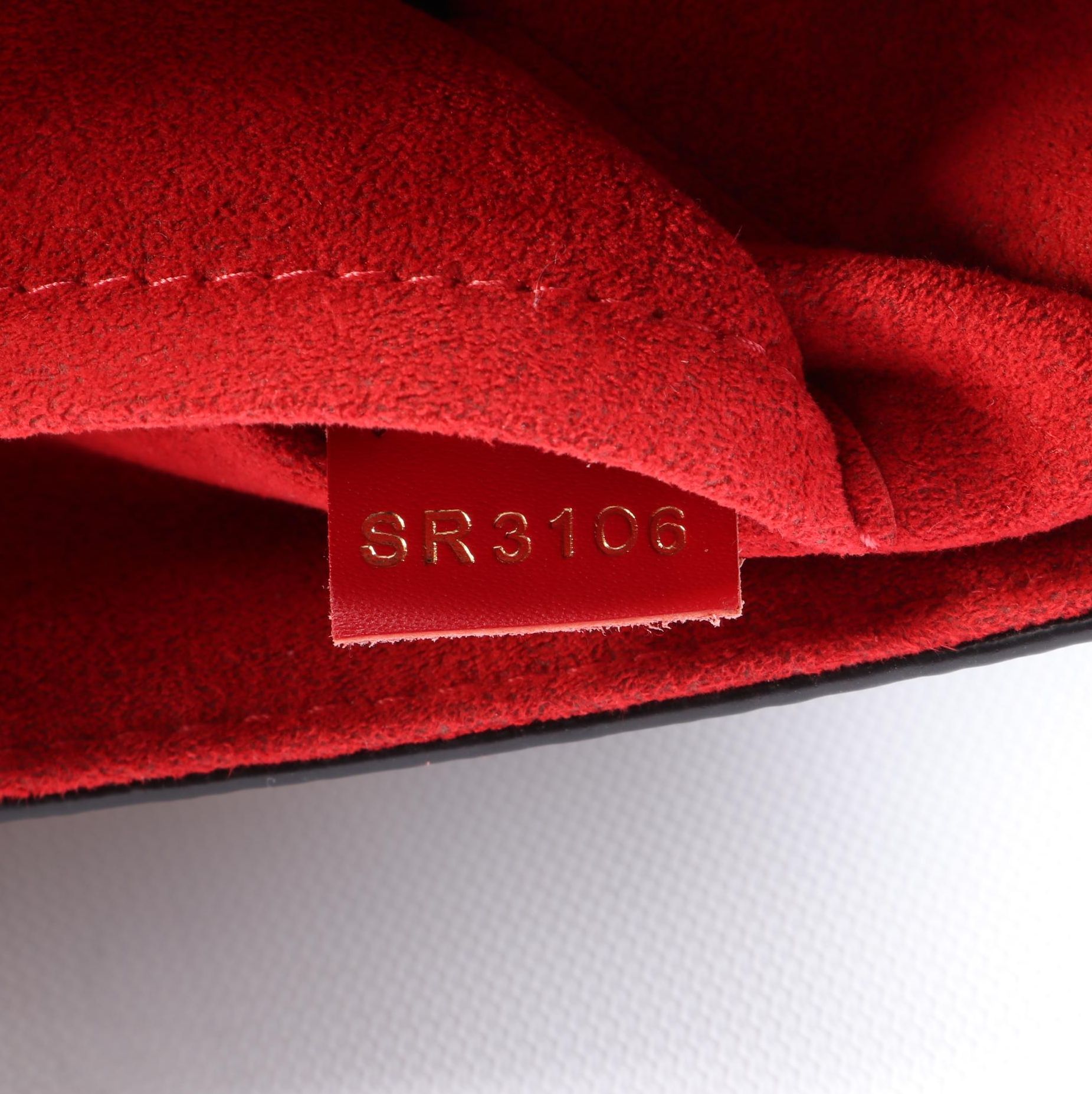 Louis Vuitton Twist MM Shoulder Bag in Wild Animal Print Leather