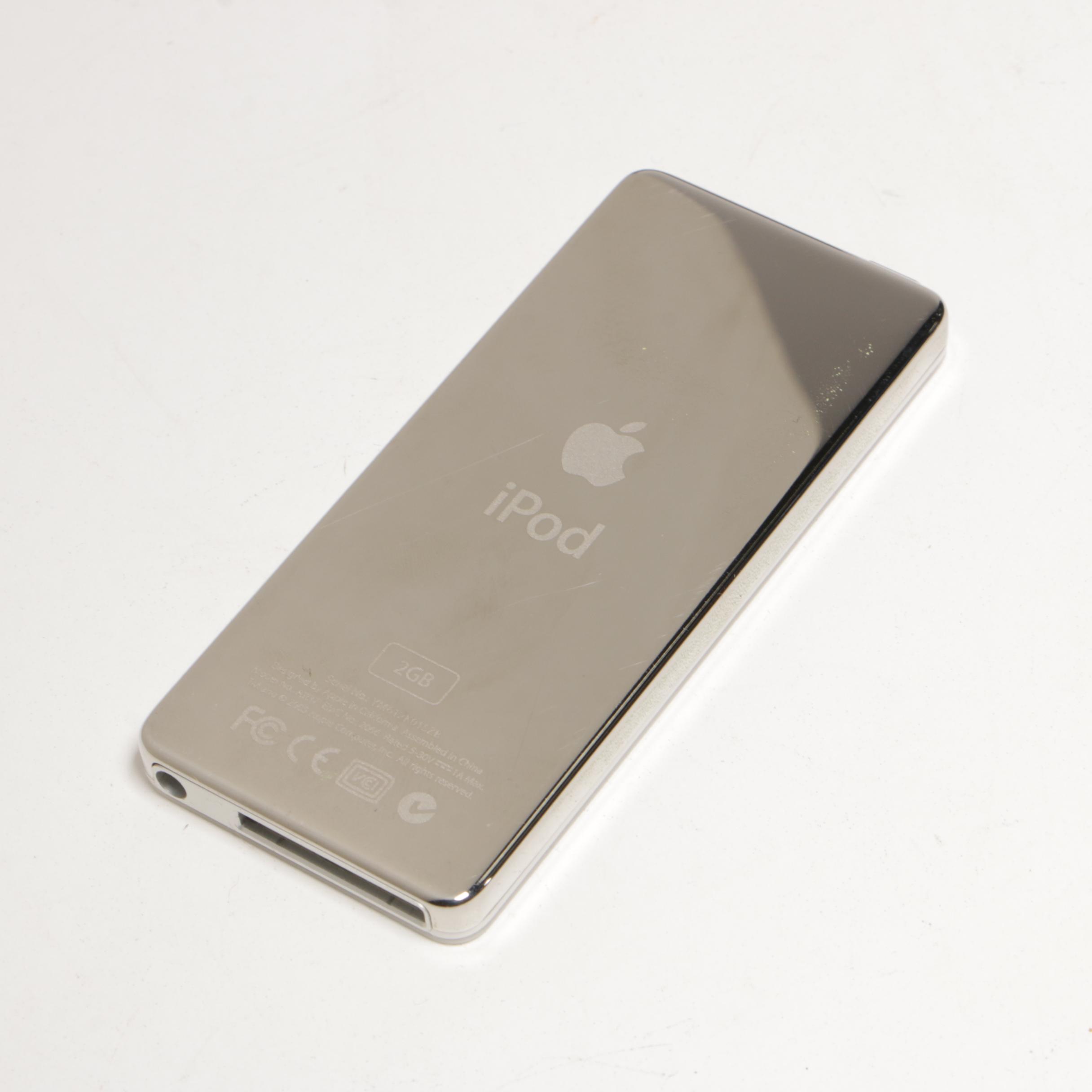 Bose SoundDock Series II Music System with Apple Nano 2 GB iPod