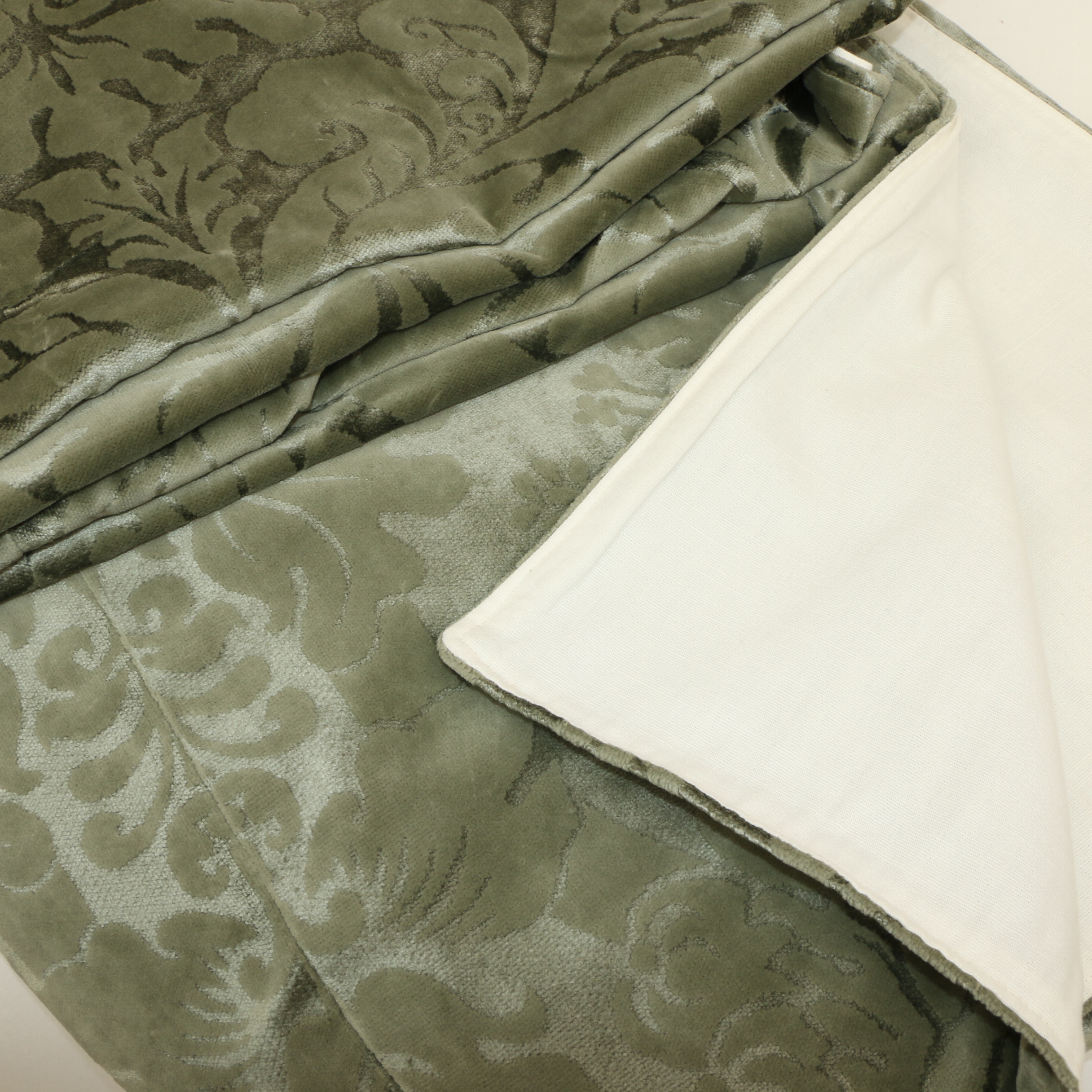 Green Velvet Patterned Bedspread