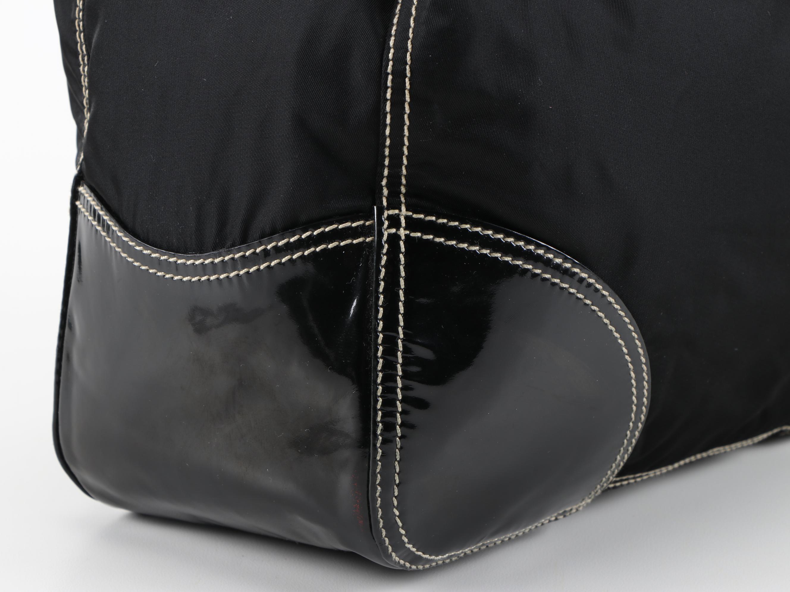 Prada Nero Tessuto Nylon and Patent Leather Shoulder Bag with Contrast Stitching