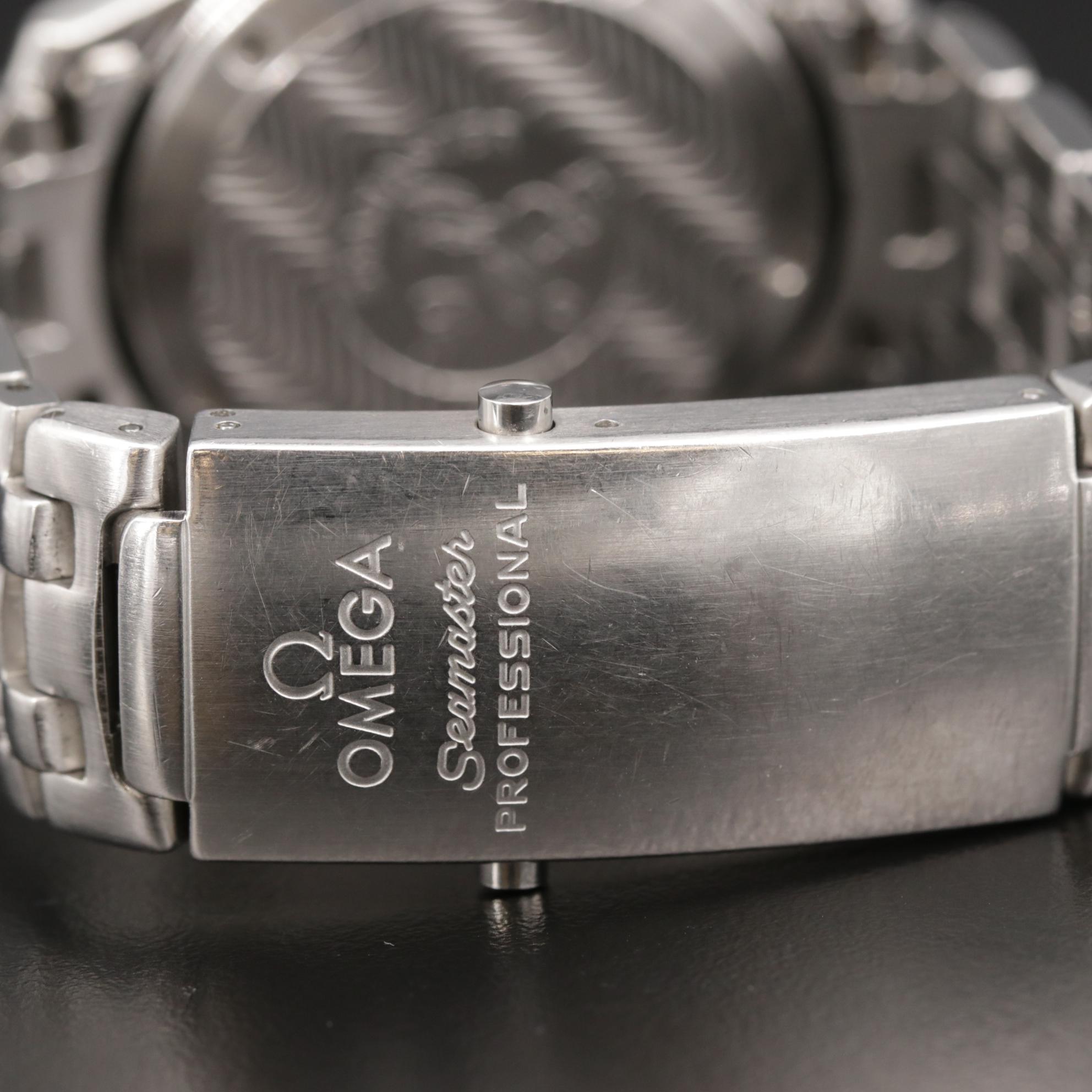 Omega Seamaster Diver 300M Midsize Stainless Steel Quartz Watch