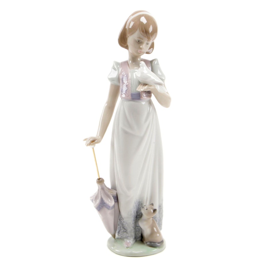 Lladró Collectors' Society "Summer Stroll" Porcelain Figurine, 1991