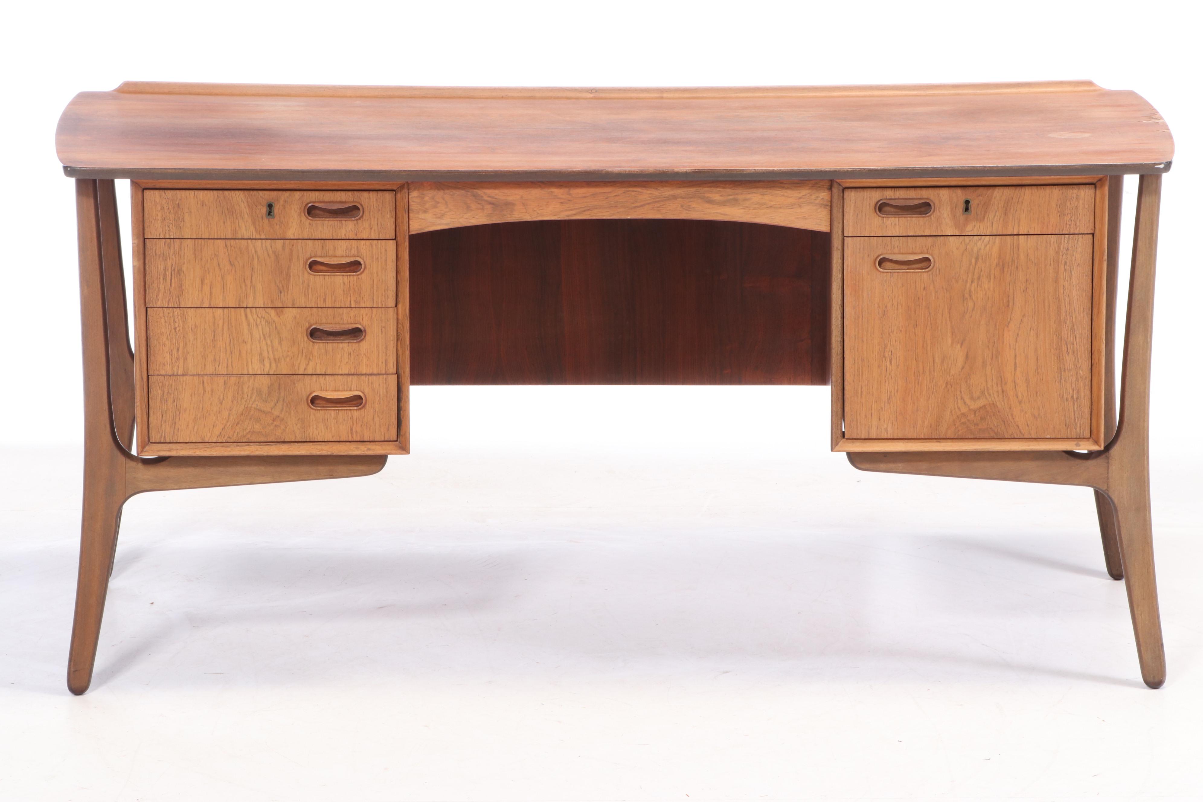 Mid Century Modern Rosewood Desk