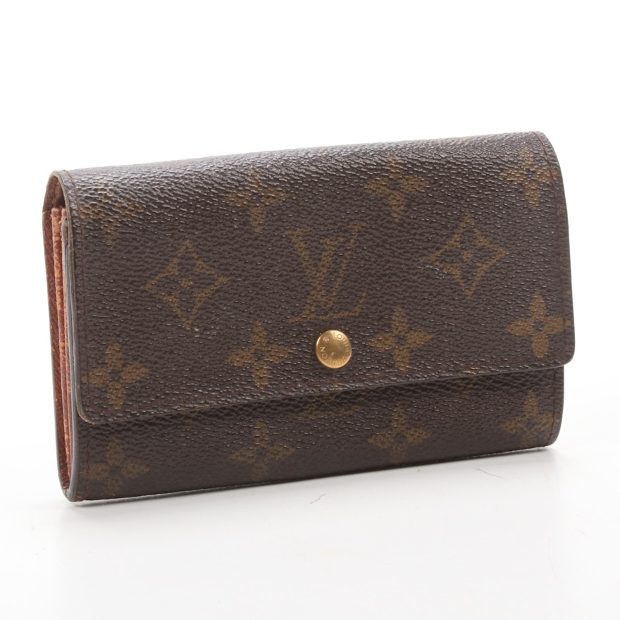 Louis Vuitton Sarah Wallet in Monogram Canvas