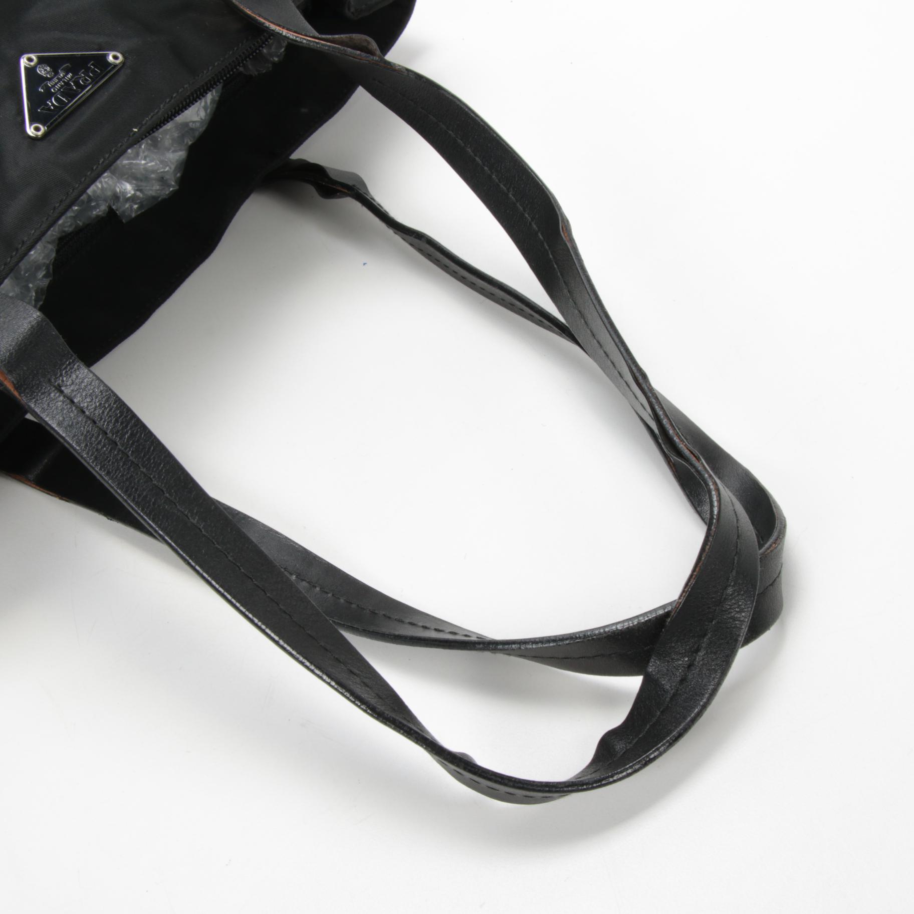 Prada Black Tessuto Nylon Shoulder Bag Trimmed in Leather