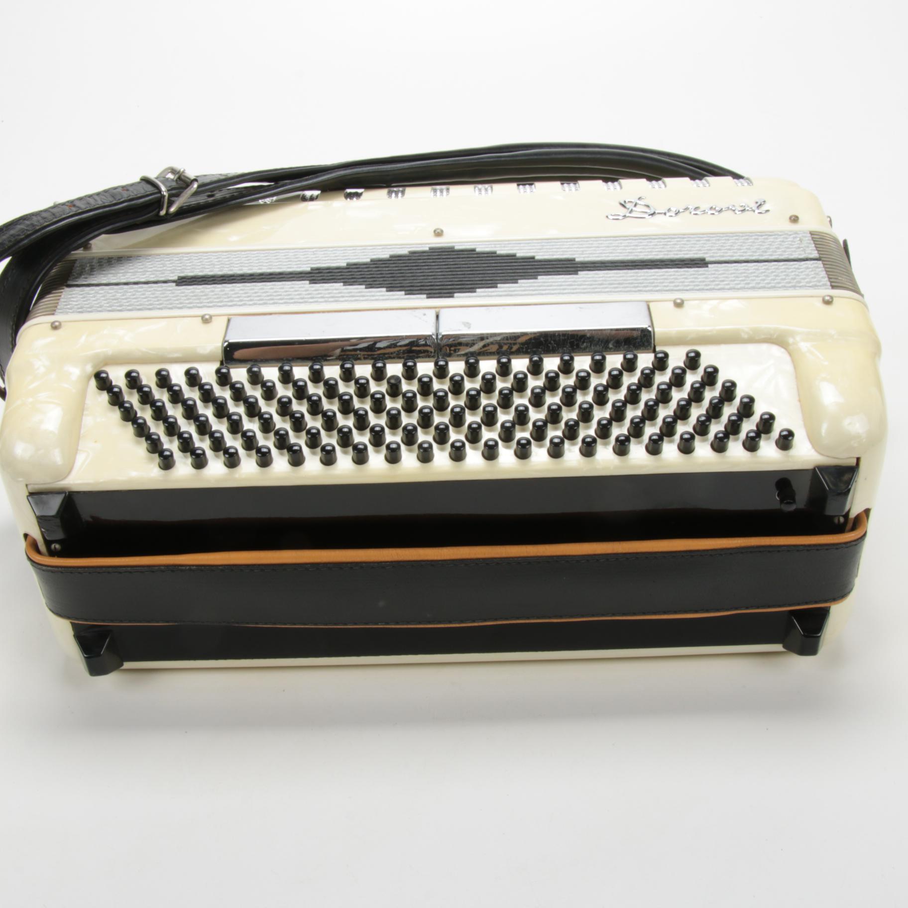 Dorovi 120 Bass Piano Accordion With Case