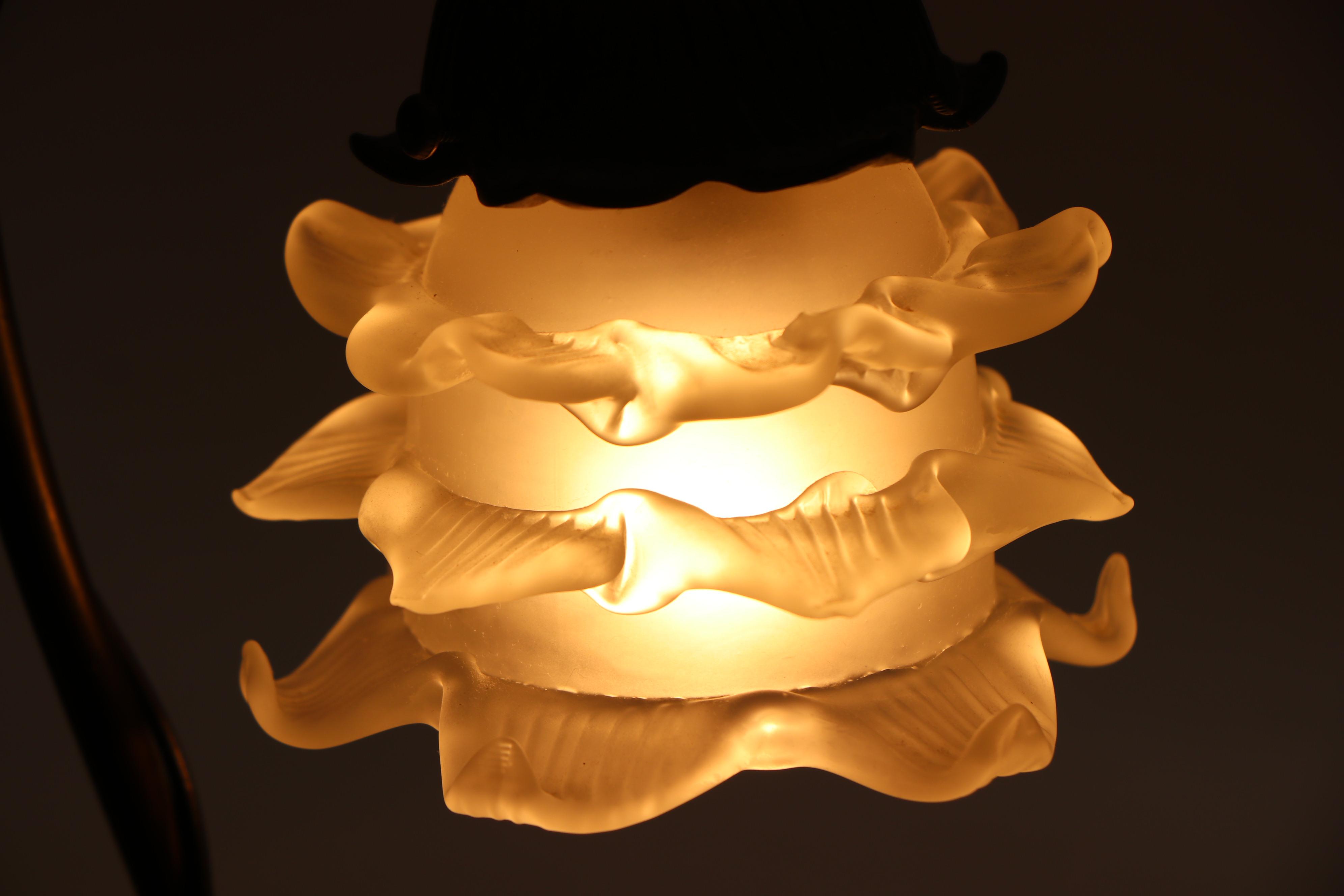 Victorian Style "Cherub on Swing" Table Accent Lamp