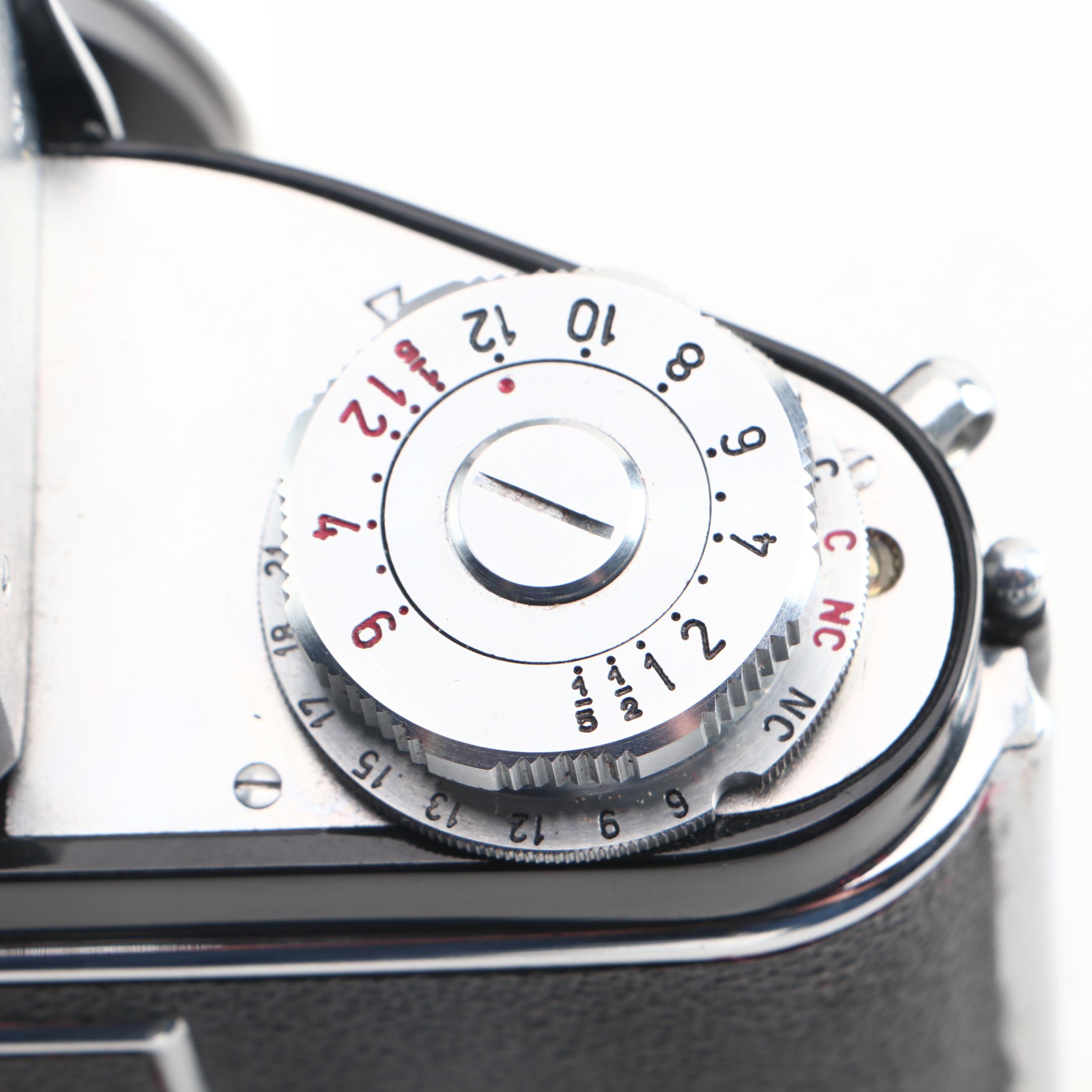 Ihagee Exakta VX IIa SLR 35mm Camera, Carrying Case, and Box, 1957-1961