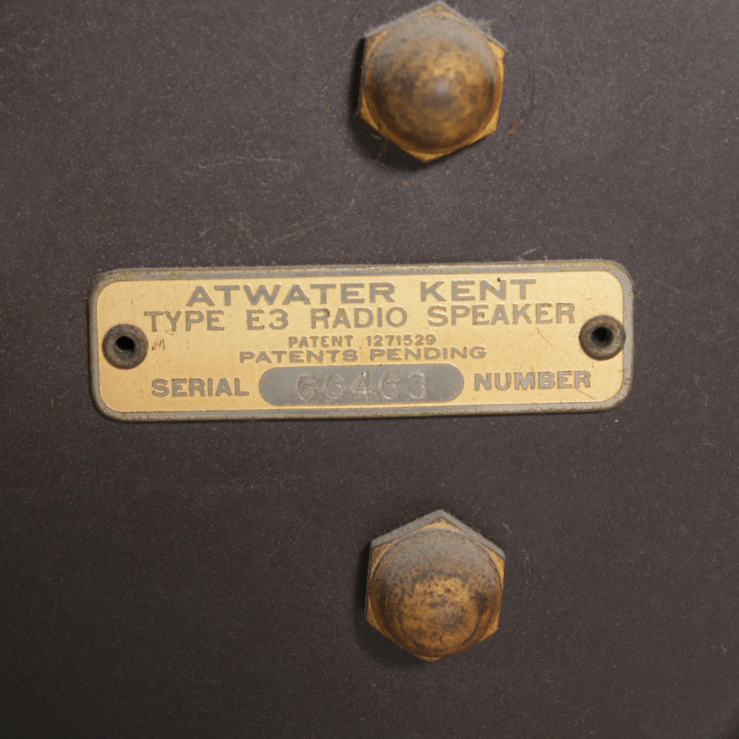 Atwater Kent Model 7200 Walnut Radio and Speaker Cabinet, circa 1927